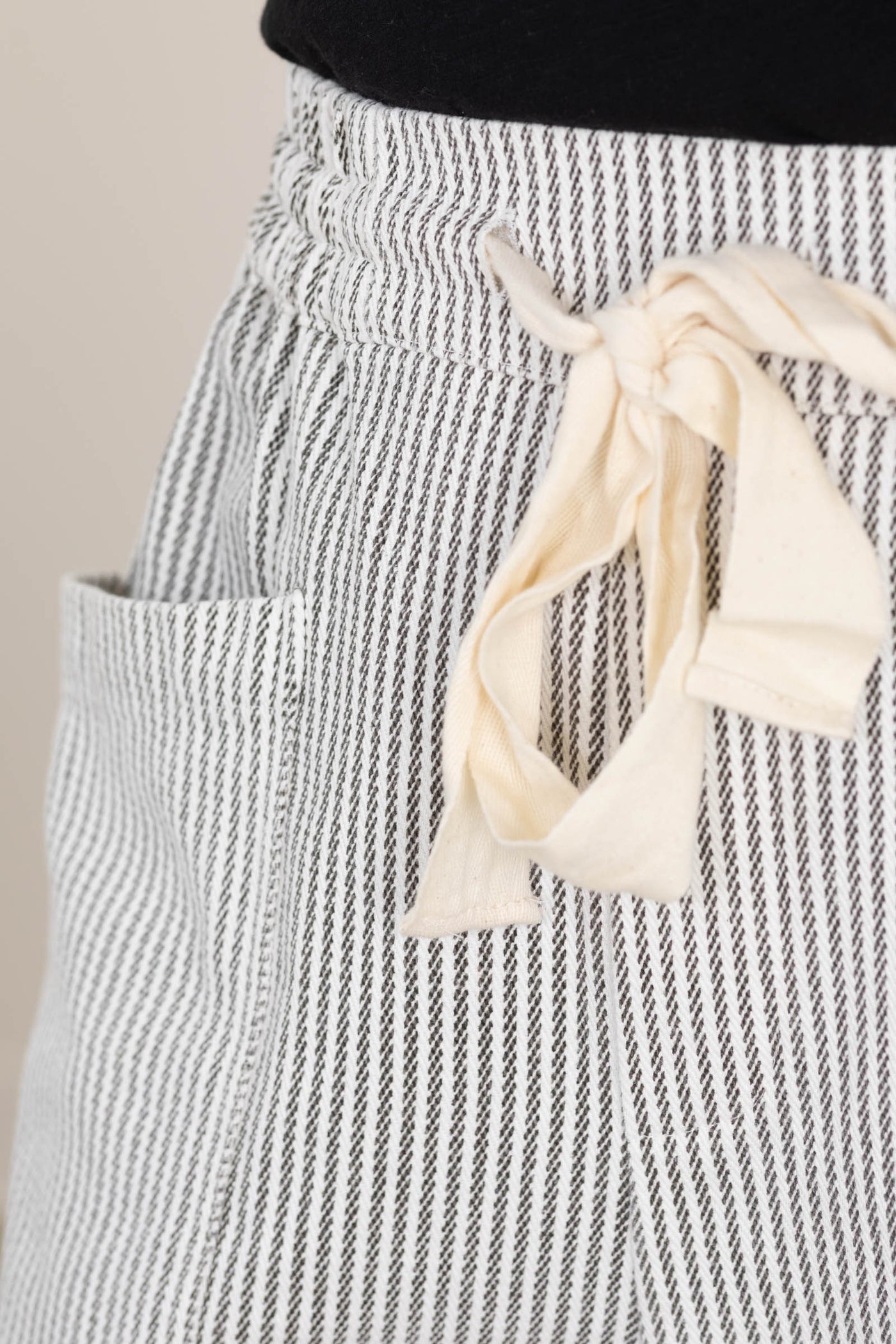 Grey Elastic Pocket String Relaxed Pants