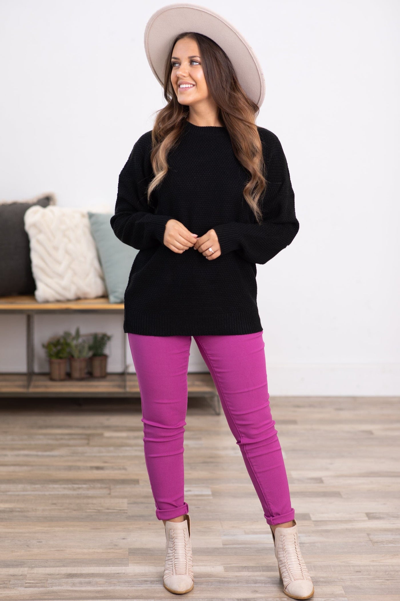 Black Ribbed Trim Round Neck Basic Sweater - Filly Flair