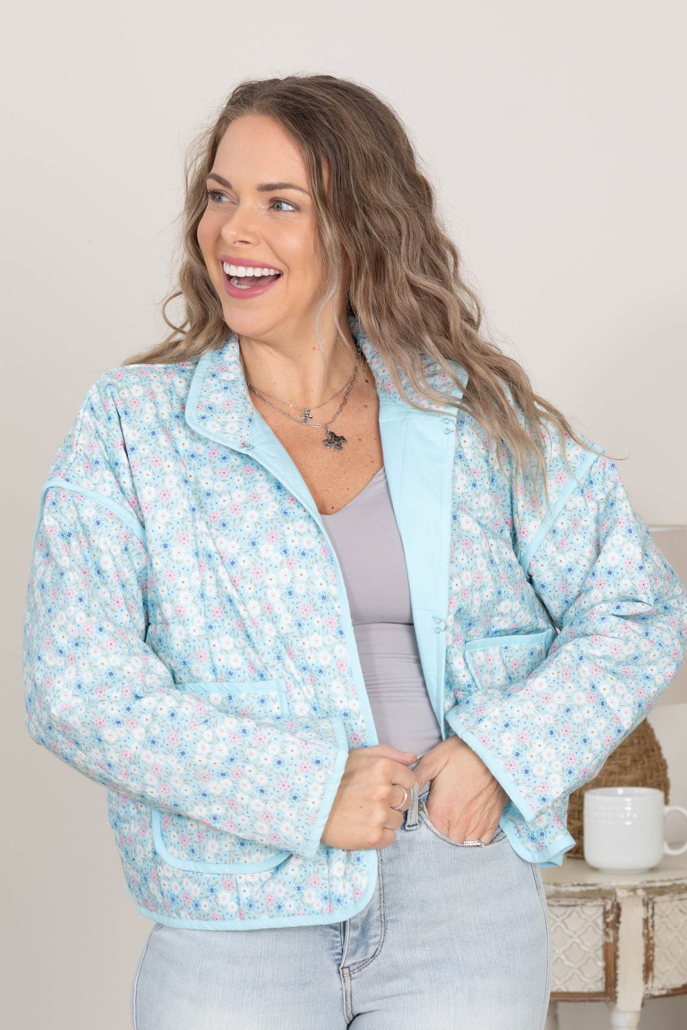 Light Blue Dainty Floral Lightweight Quilt Jacket