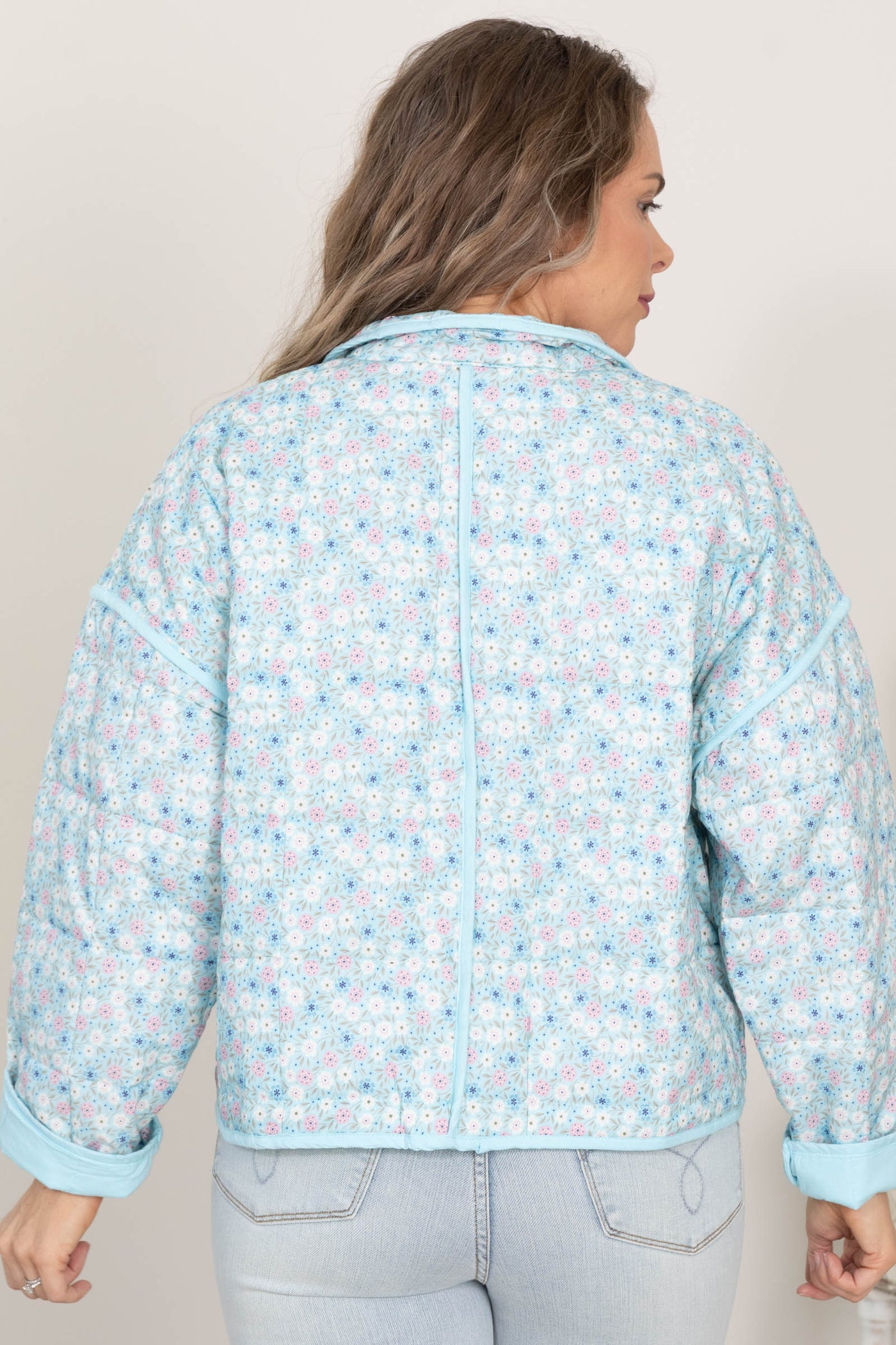 Light Blue Dainty Floral Lightweight Quilt Jacket