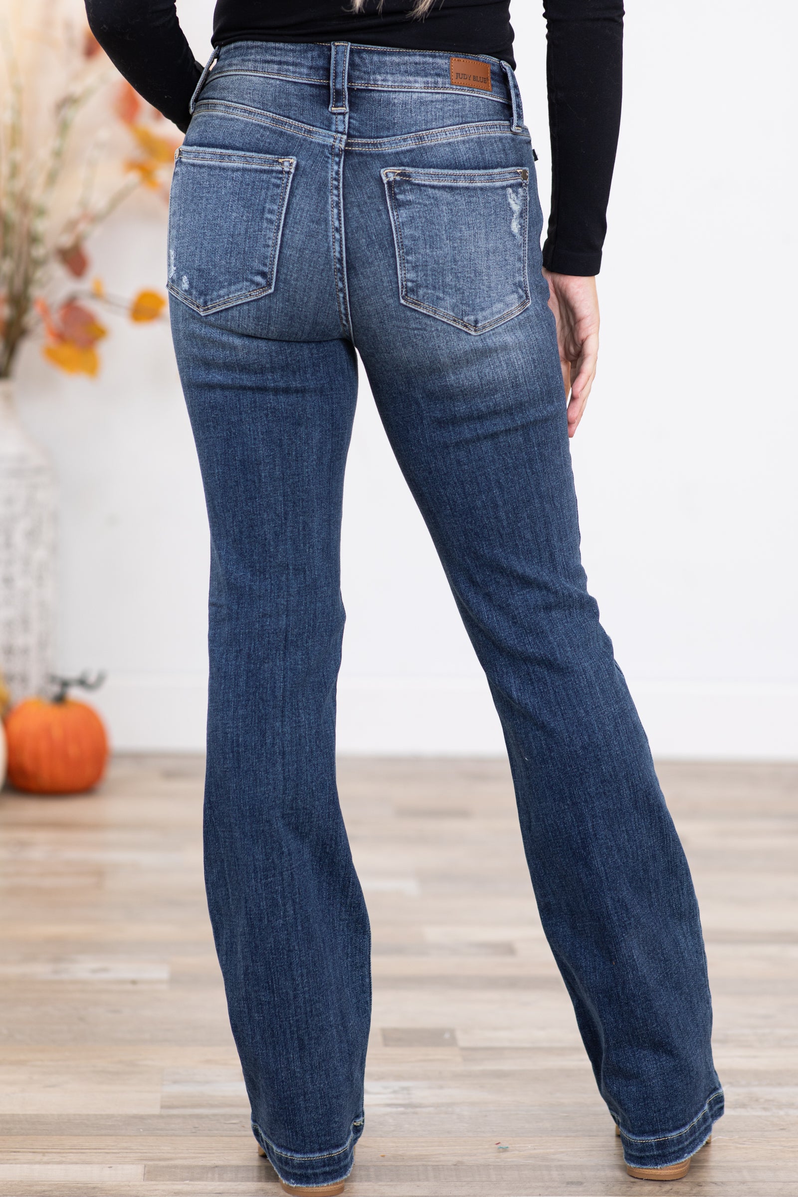 Judy Blue Distressed Hand Sanded Wash Jeans