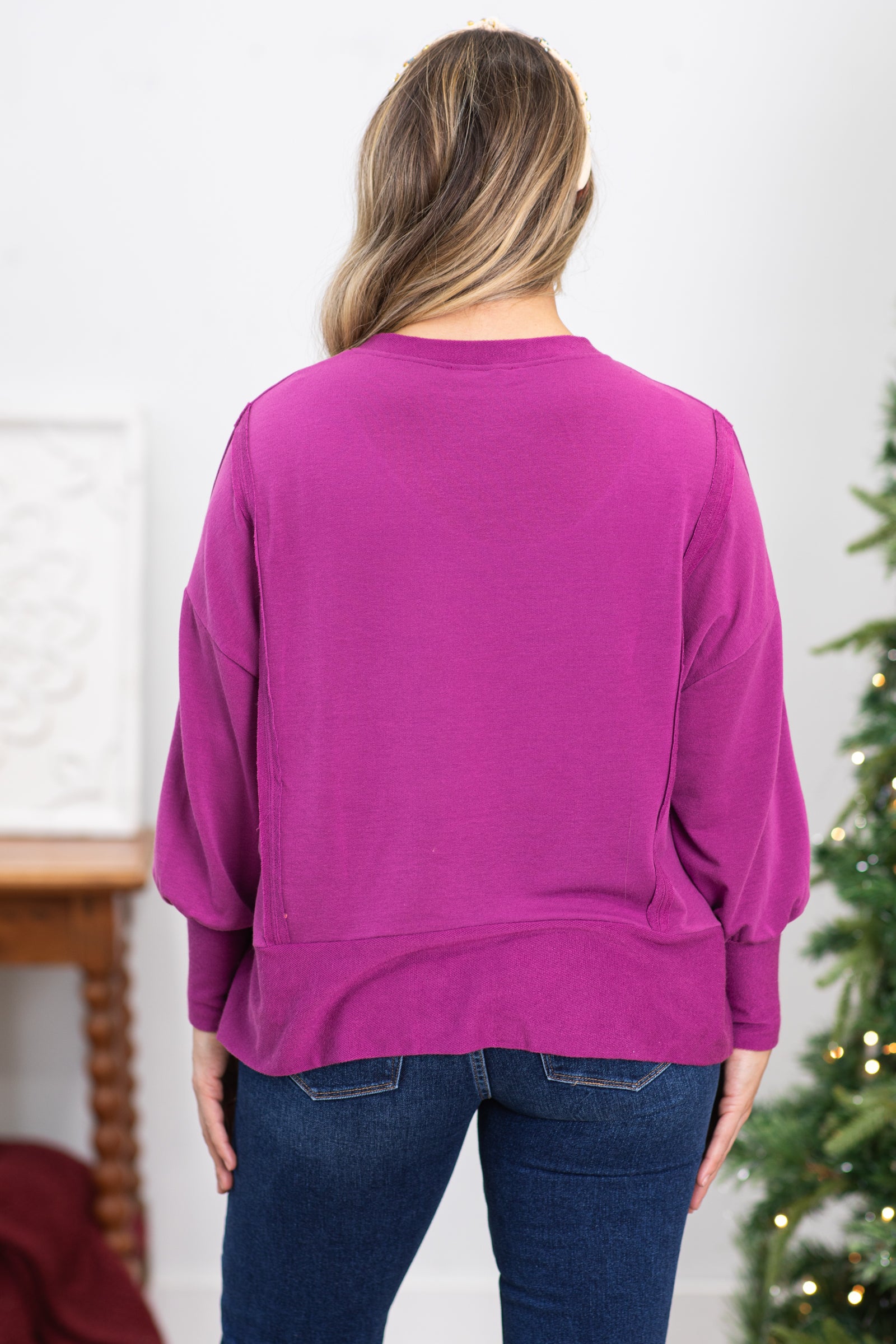 Berry Solid Comfort Round Neck Knit Top