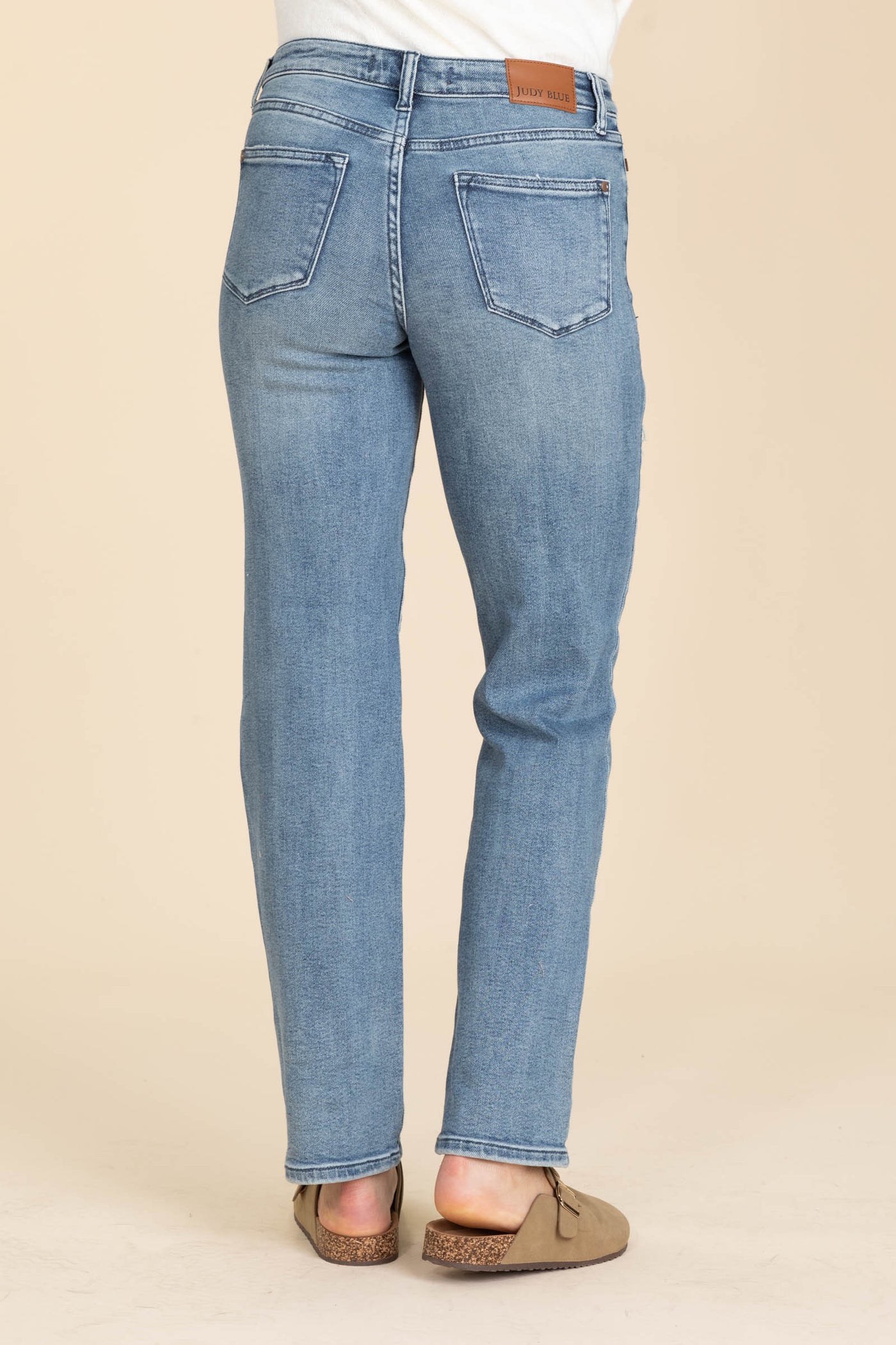Judy Blue Contrast Wash Distressed Dad Jean