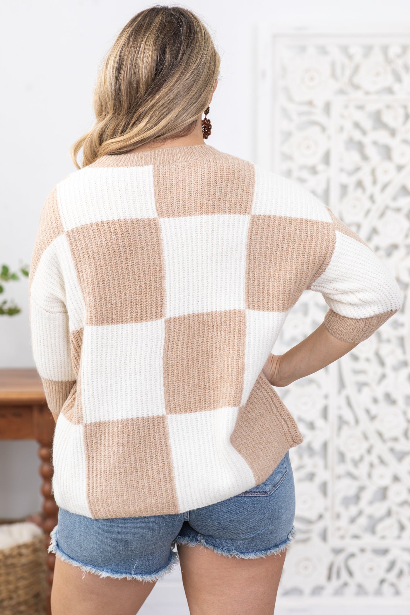 Tan Checkered Short Sleeve Sweater