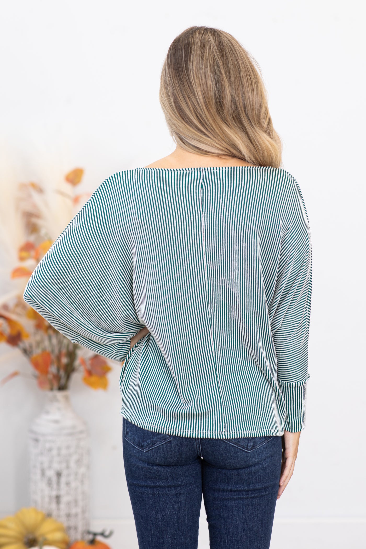 Women's Lightweight Oversized Sweater - Boat Neck Dolman Sleeve Ribbed Knit Pullover, Batwing Sleeve Tops