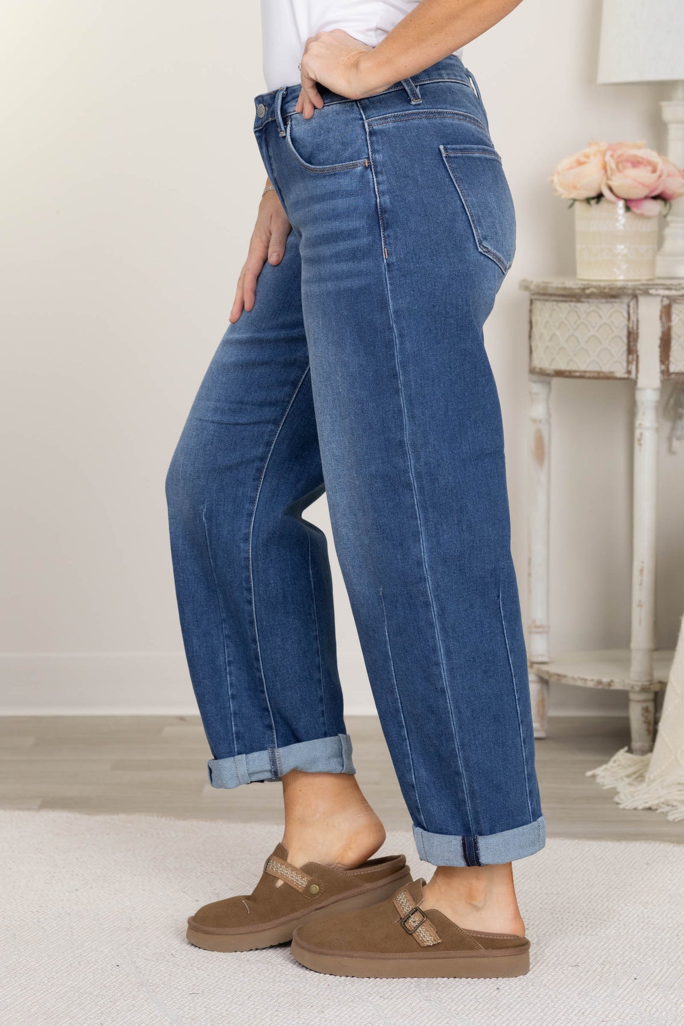 J21 Dark High Boyfriend Cuffed Barrel Jean