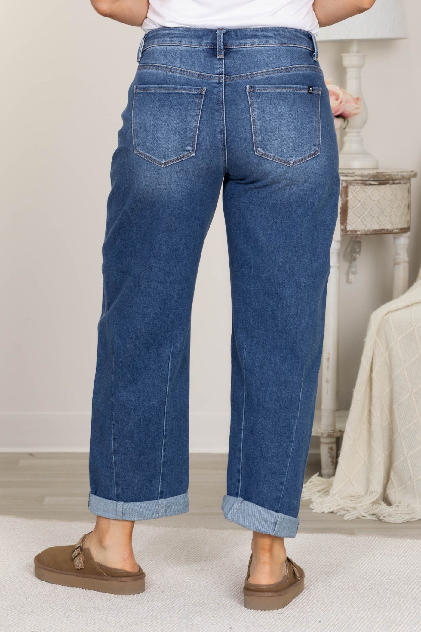 J21 Dark High Boyfriend Cuffed Barrel Jean