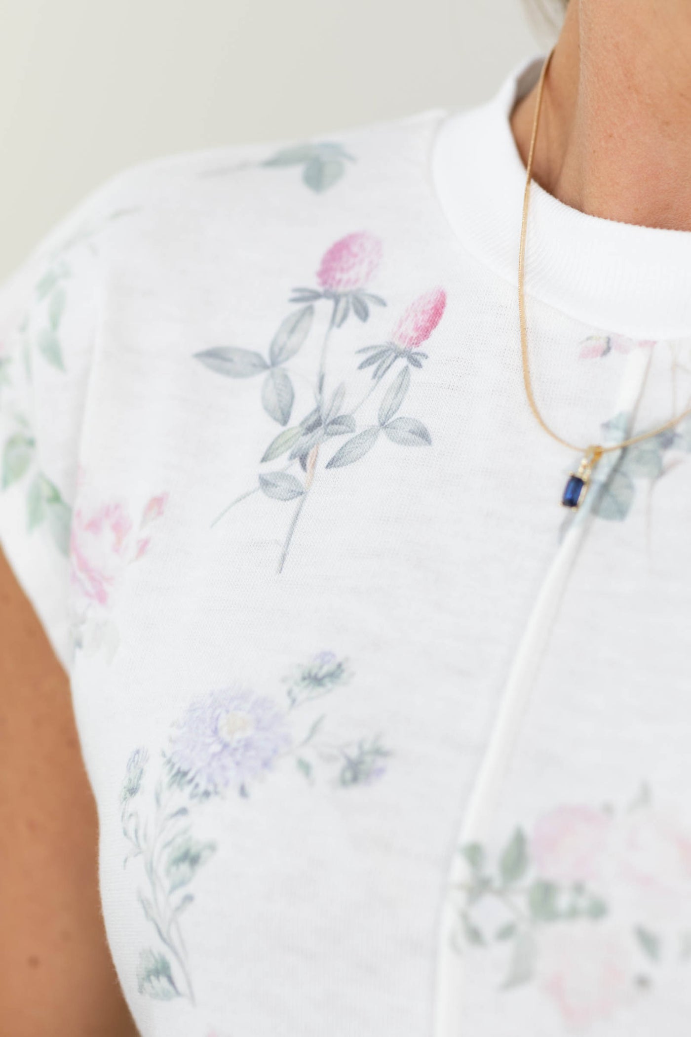 Off White Floral Textured Cap Sleeve Knit Top