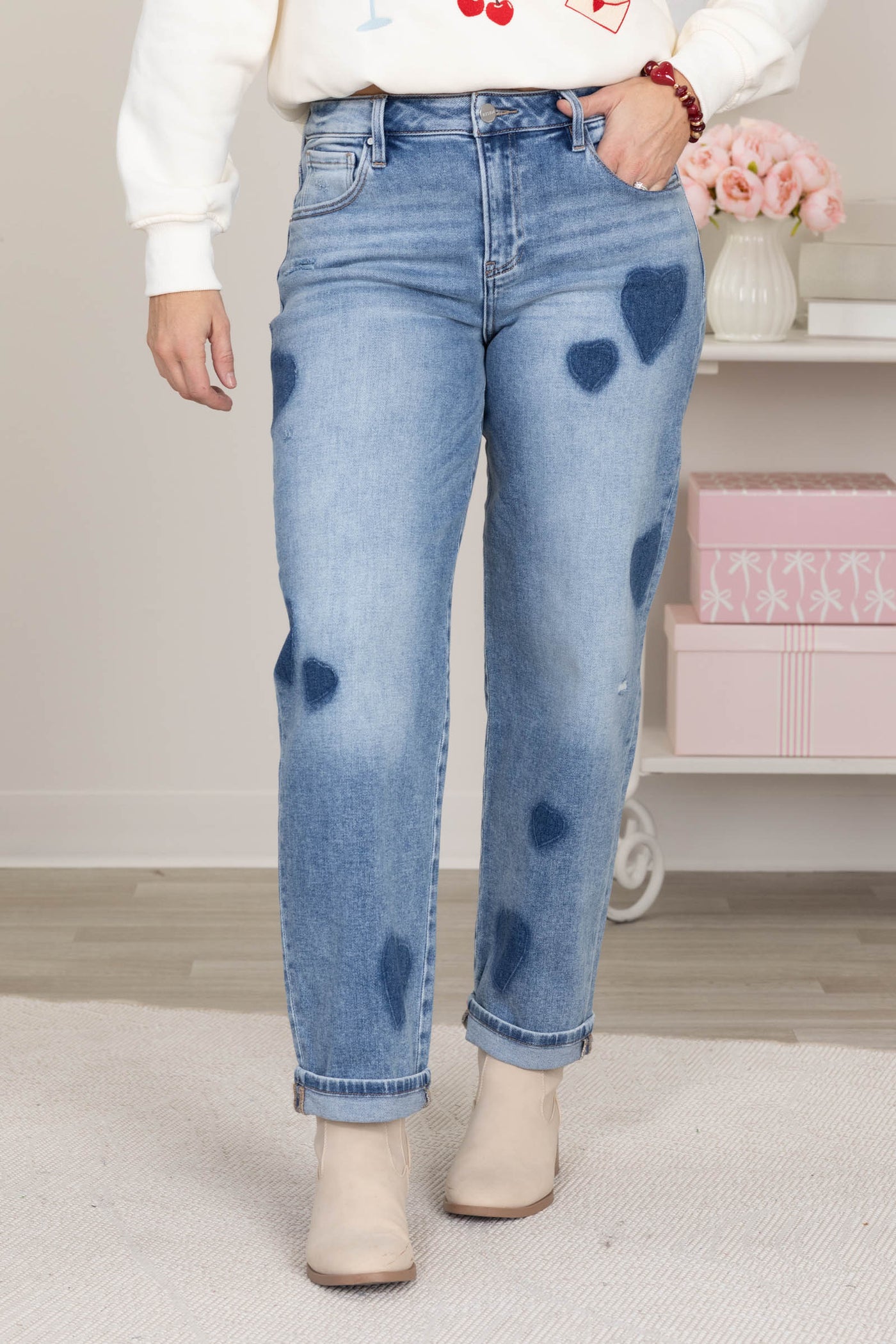 Risen Slouchy Boyfriend Shaded Hearts Jeans