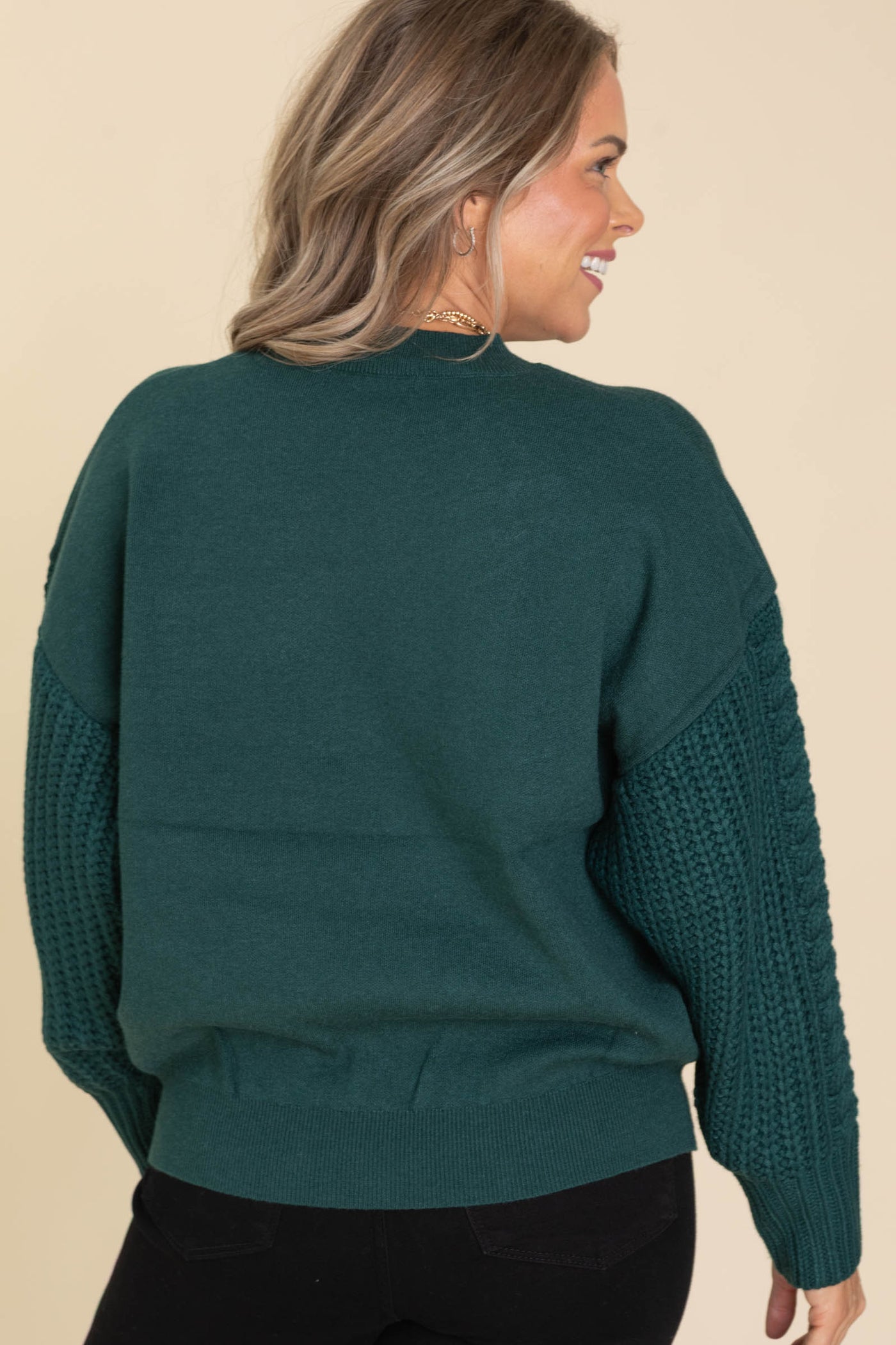 Hunter Green Cable Knit Round Neck Sweater