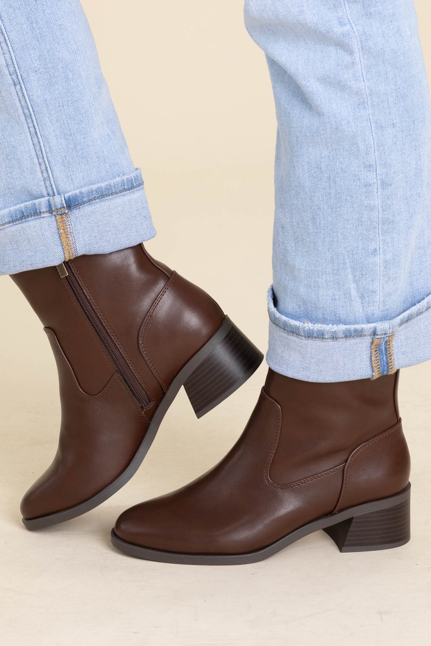 Pull On Round Toe Ankle Booties