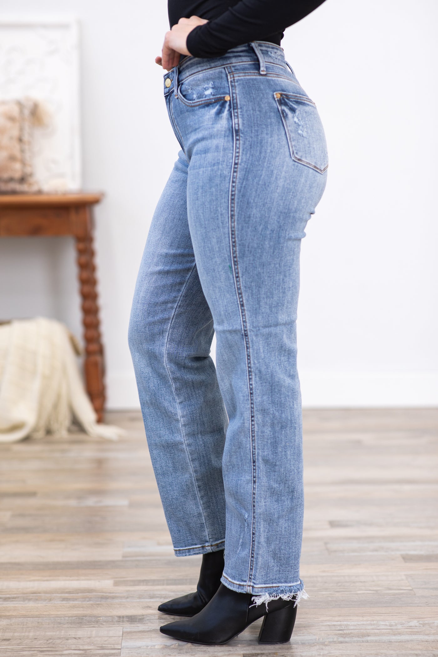 Judy Blue Non Distressed Dad Fit Jeans