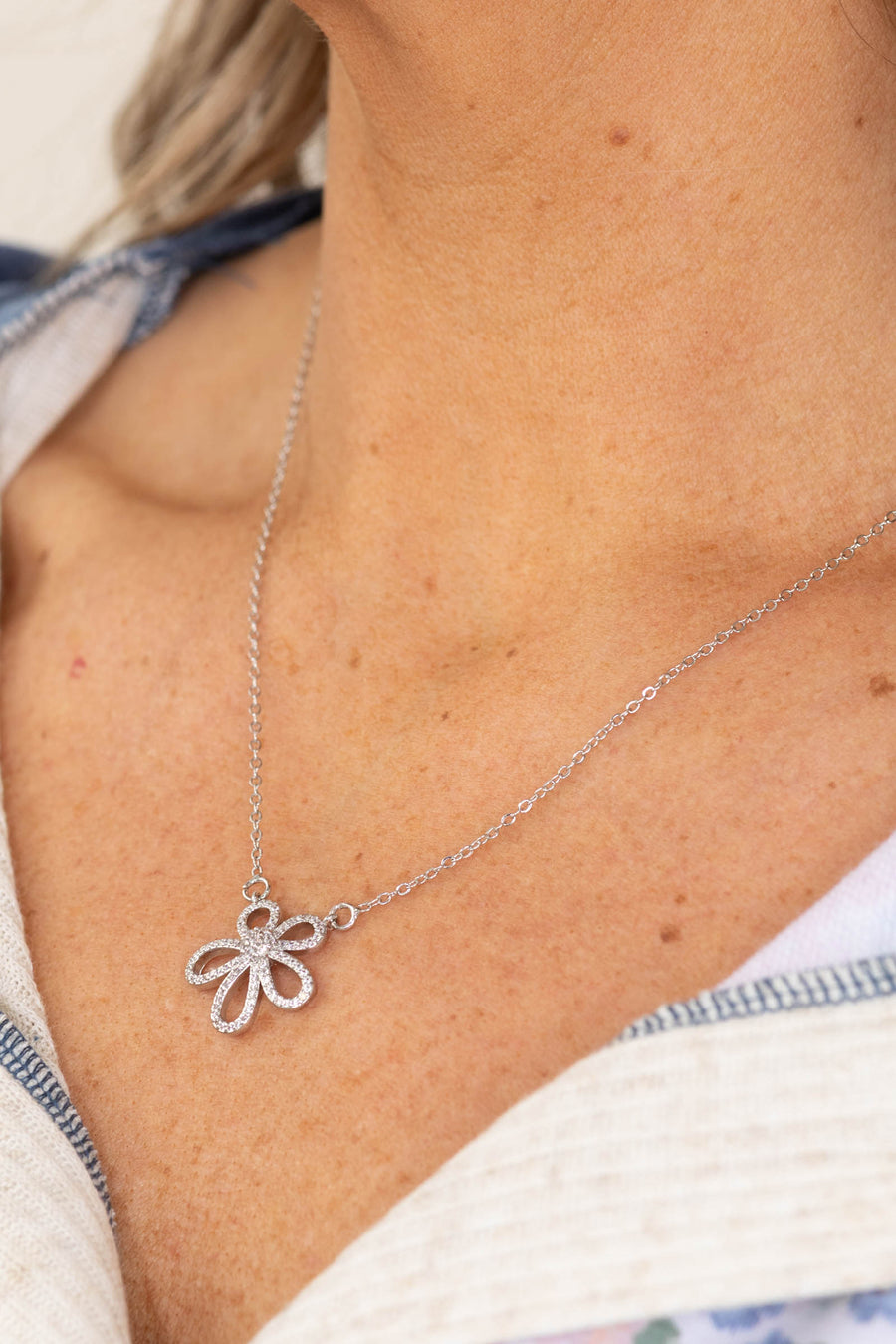 Rhinestone Flower Necklace