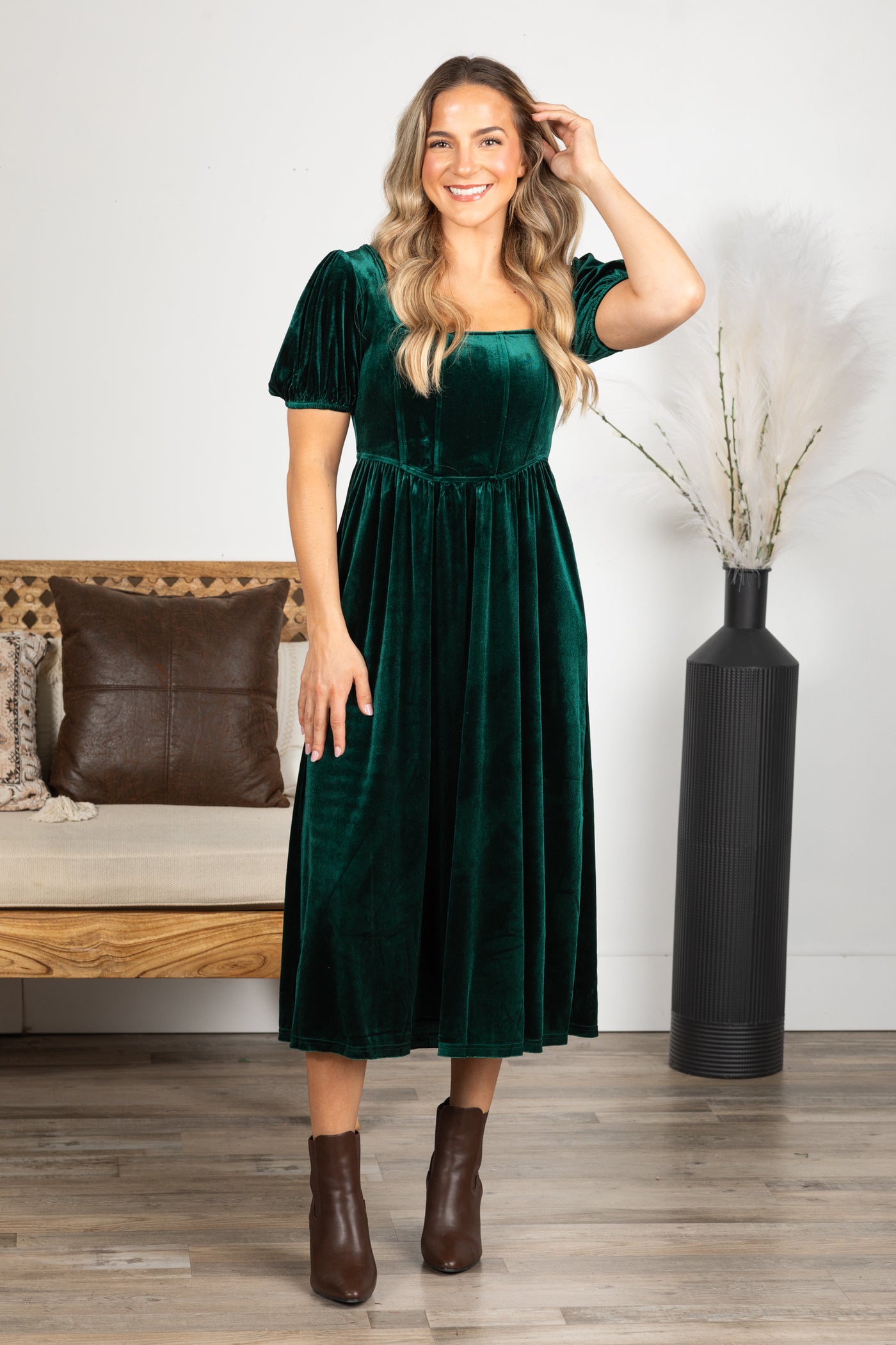 velvet corset midi dress Sleeveless Velvet Sweetheart, Kianna Corset Midi Dress in Burgundy, Size M, For GNO/Date Night Or Holiday Party