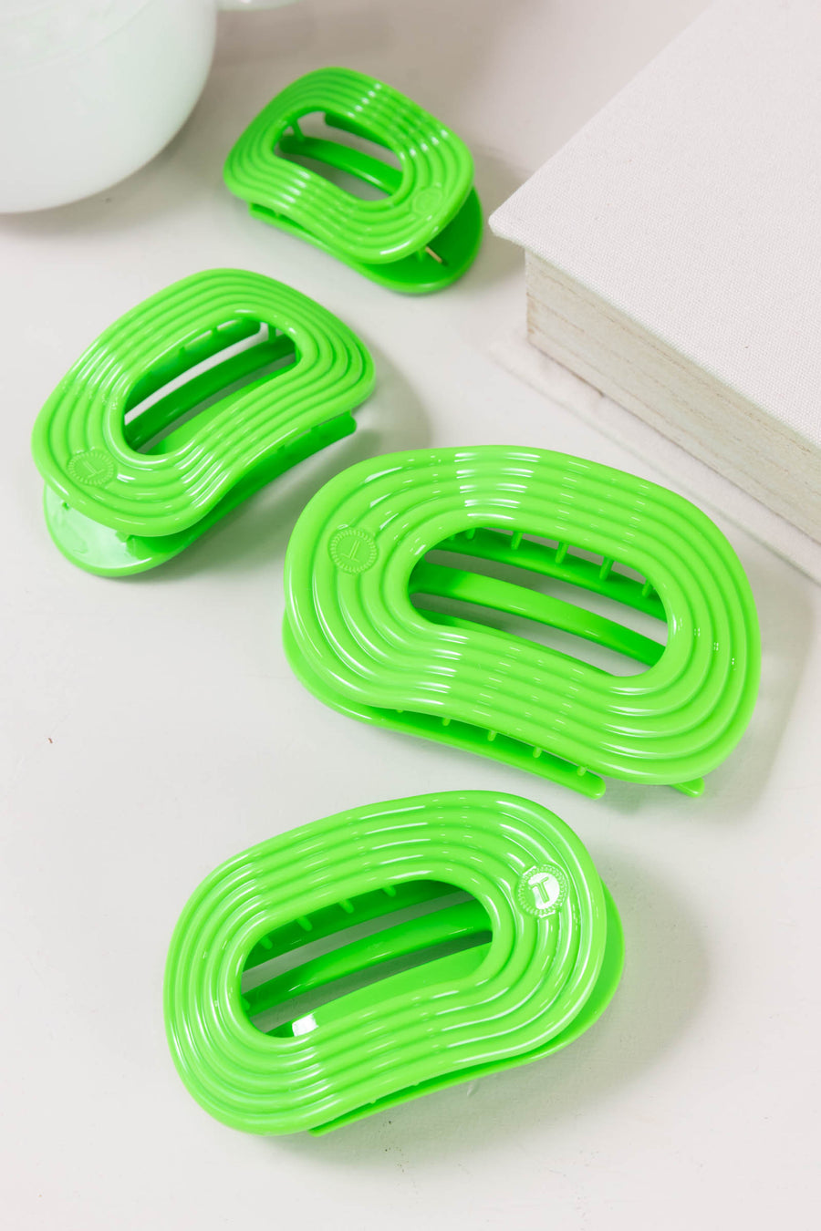 Glow For It Flat Round Hair Clip