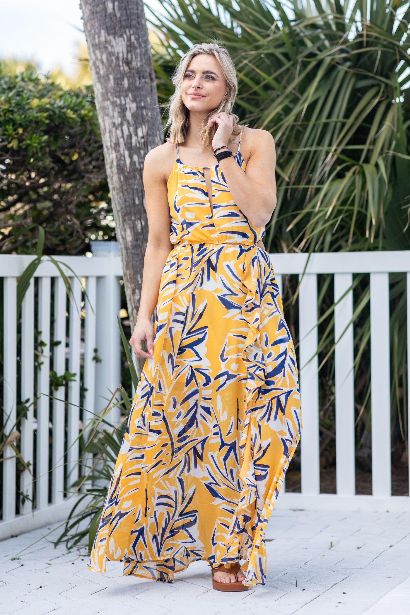 Yellow Printed Maxi Halter Dress With Slit Filly Flair Yellow Printed Maxi Halter Dress With Slit Filly Flair