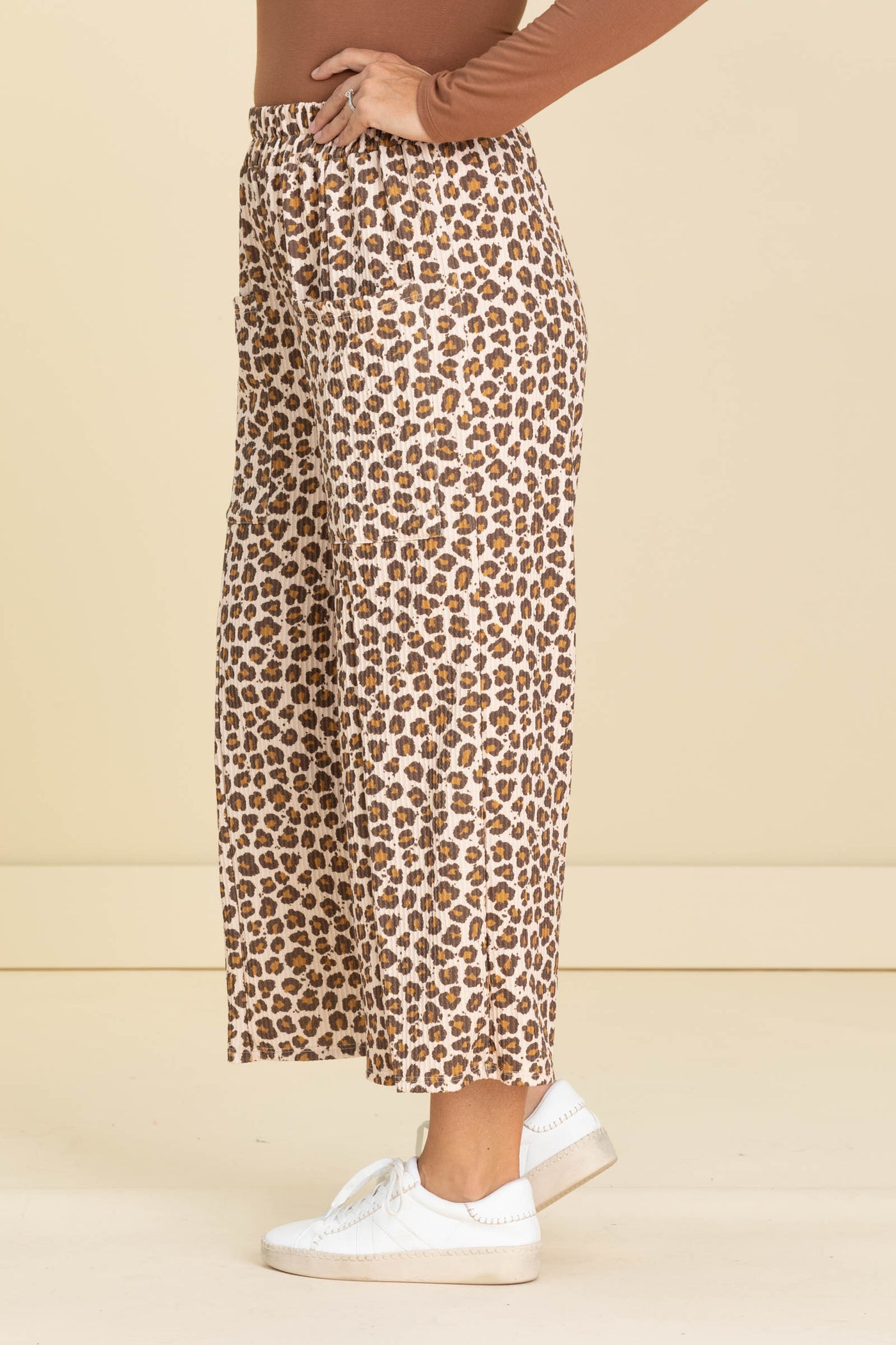 Animal Print Ribbed Soft Cropped Pants