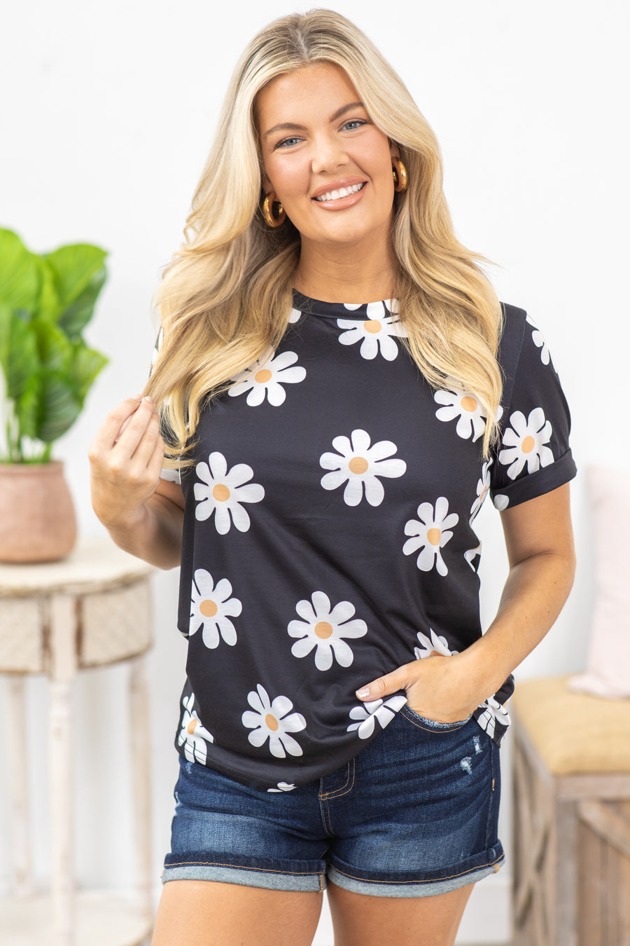 Black Daisy Flower Print Knit Top