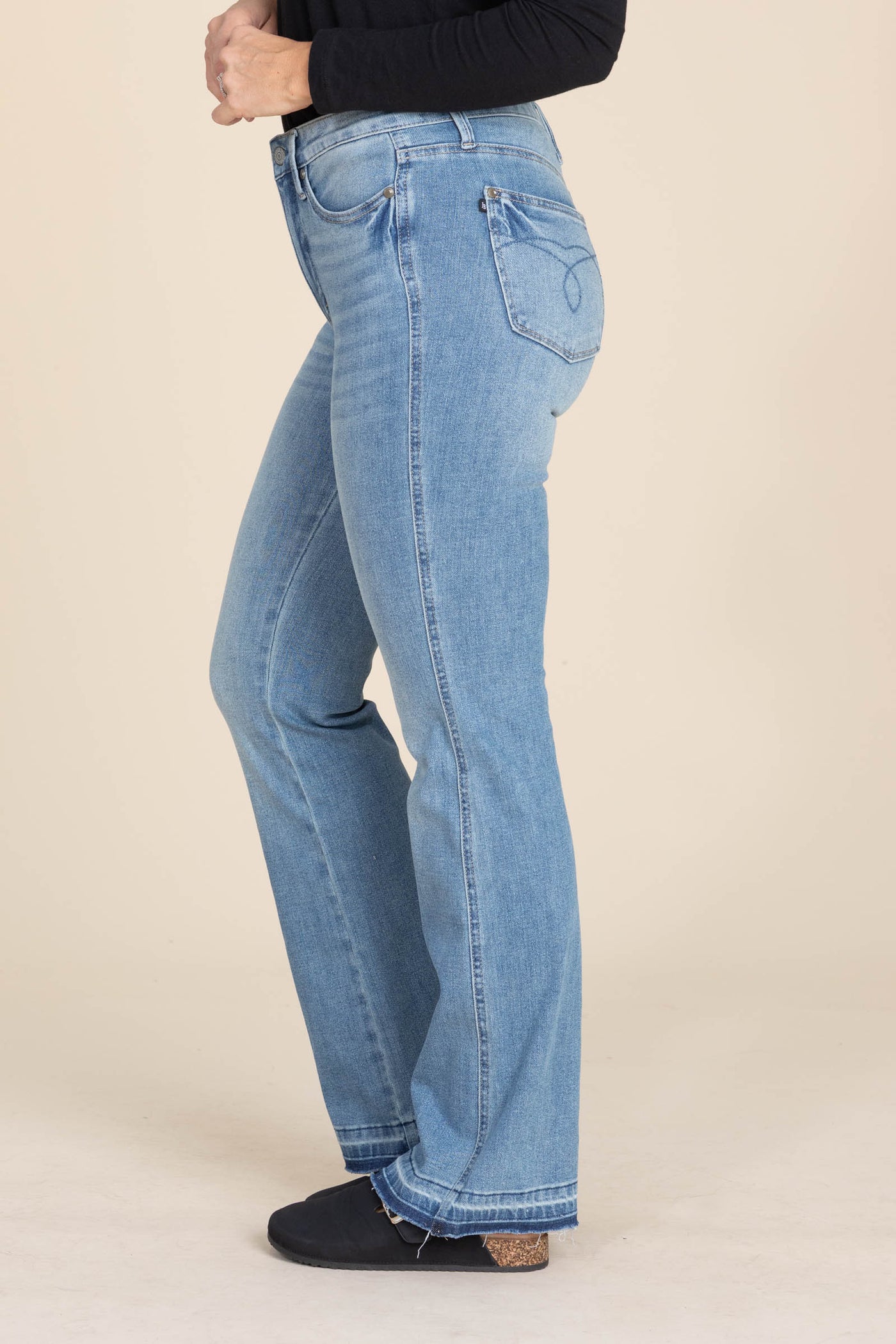 Judy Blue Slim Bootcut Tummy Control Jean