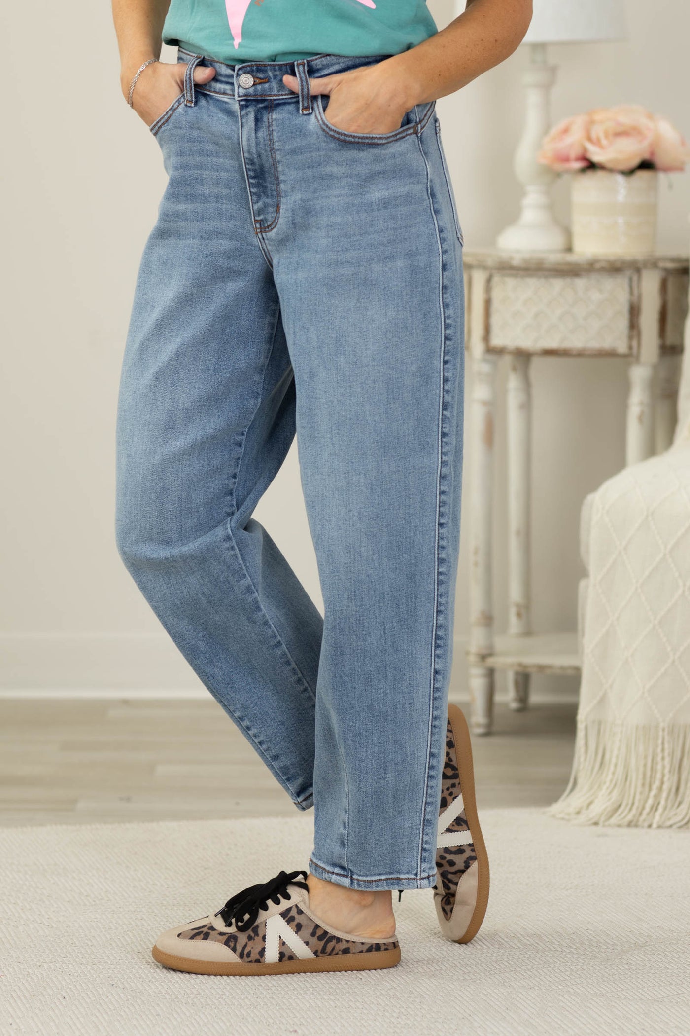 Judy Blue Barrel Jeans With Front Darts