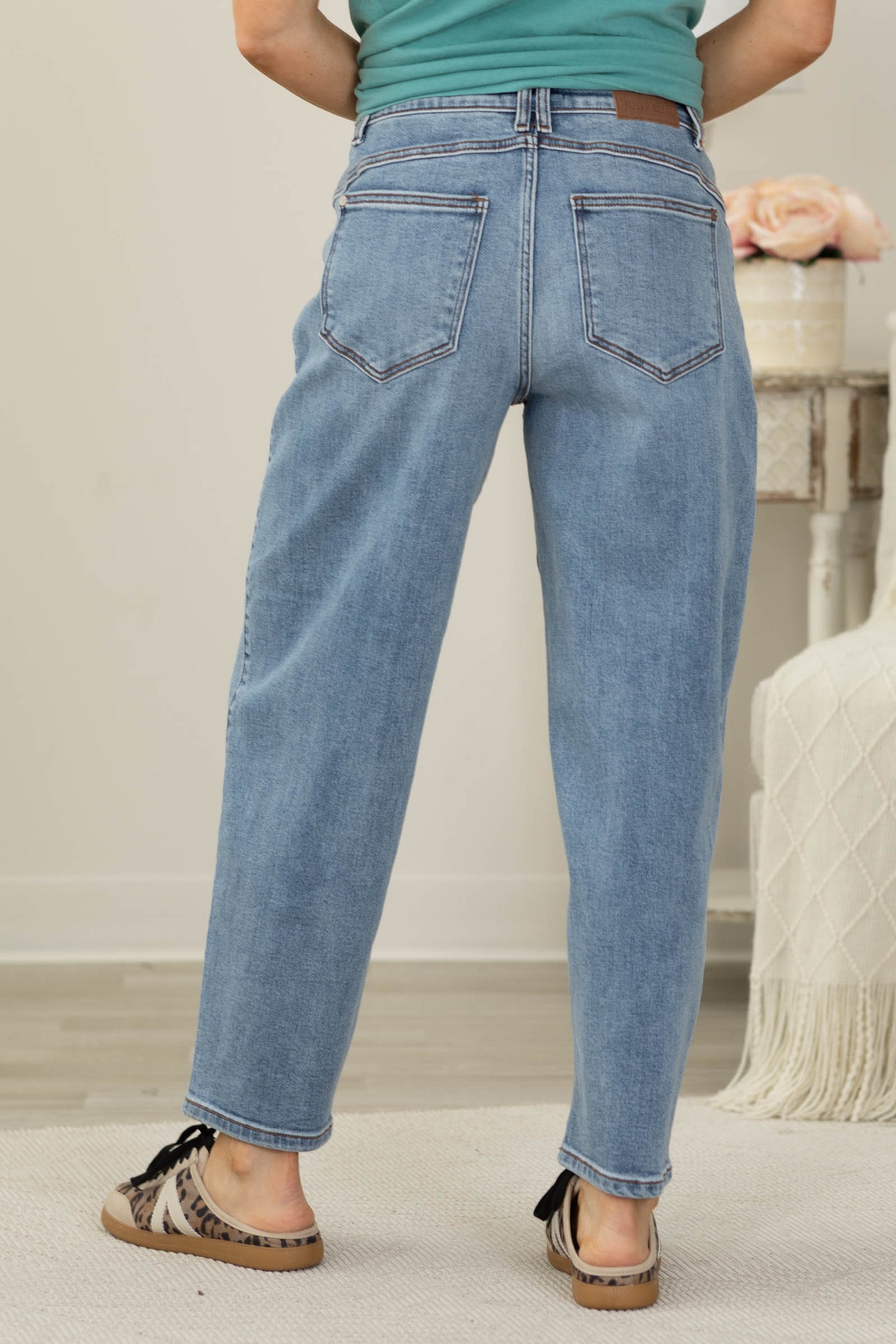 Judy Blue Barrel Jeans With Front Darts