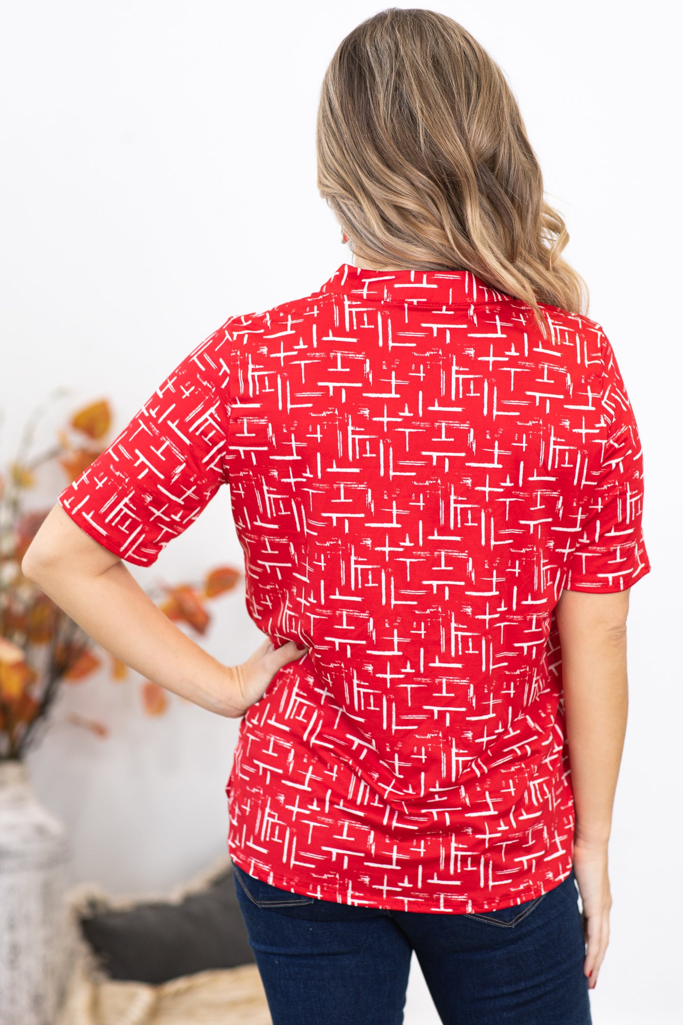 Red and White Abstract Print Notch Neck Top