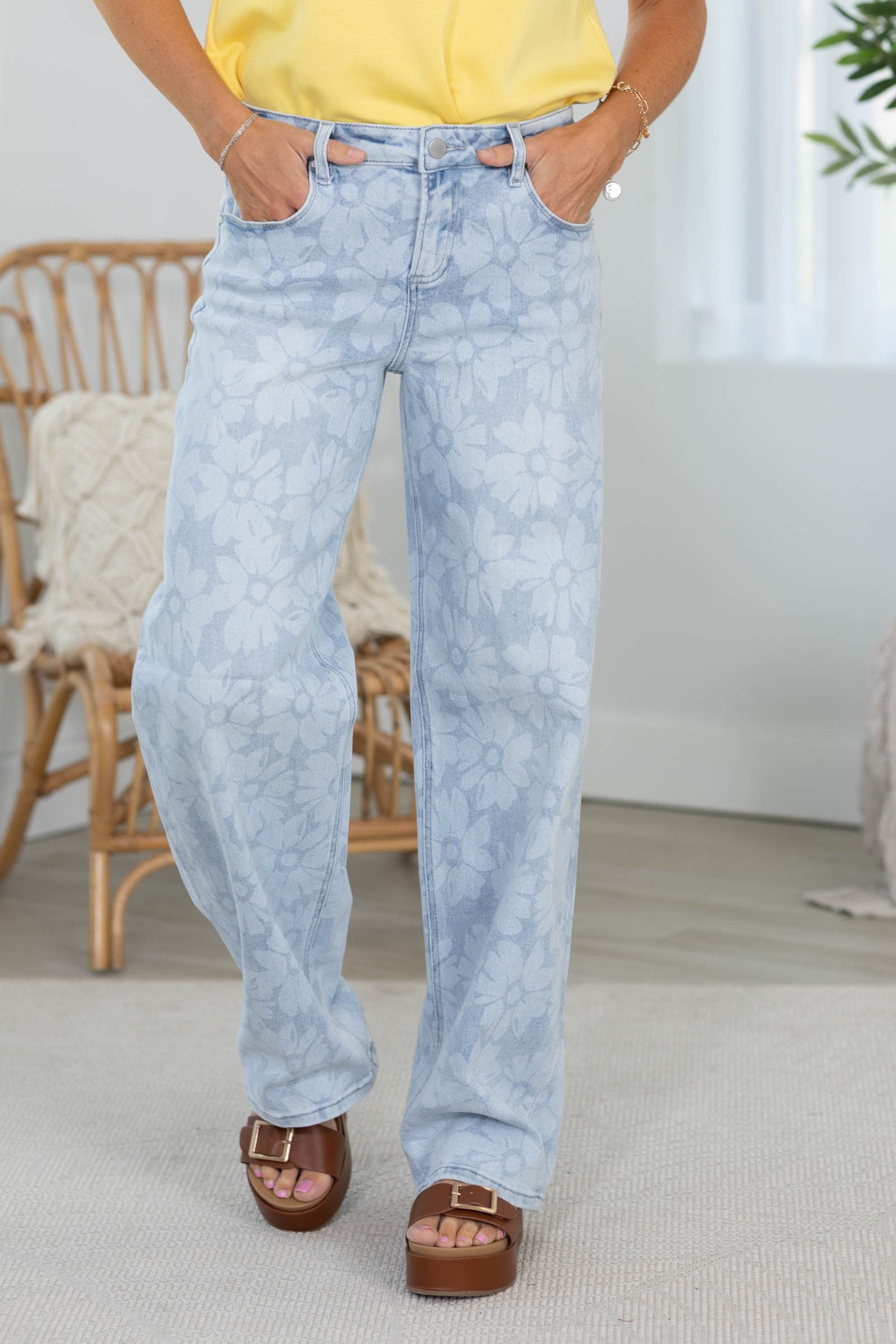 Risen Light Wash Wide Baggy Floral Print Jeans