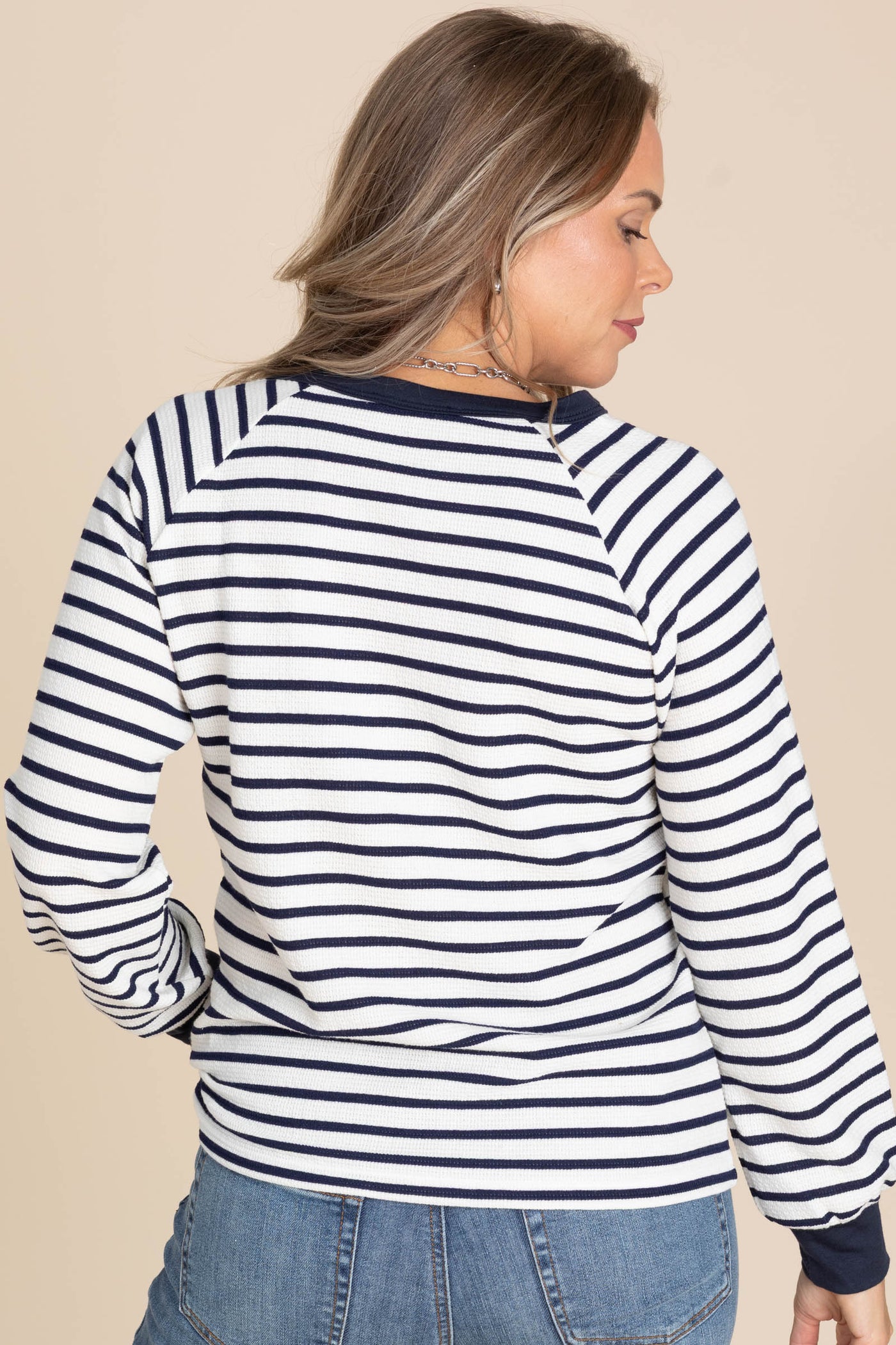 Split V-Neck Seersucker Striped Knit Tops