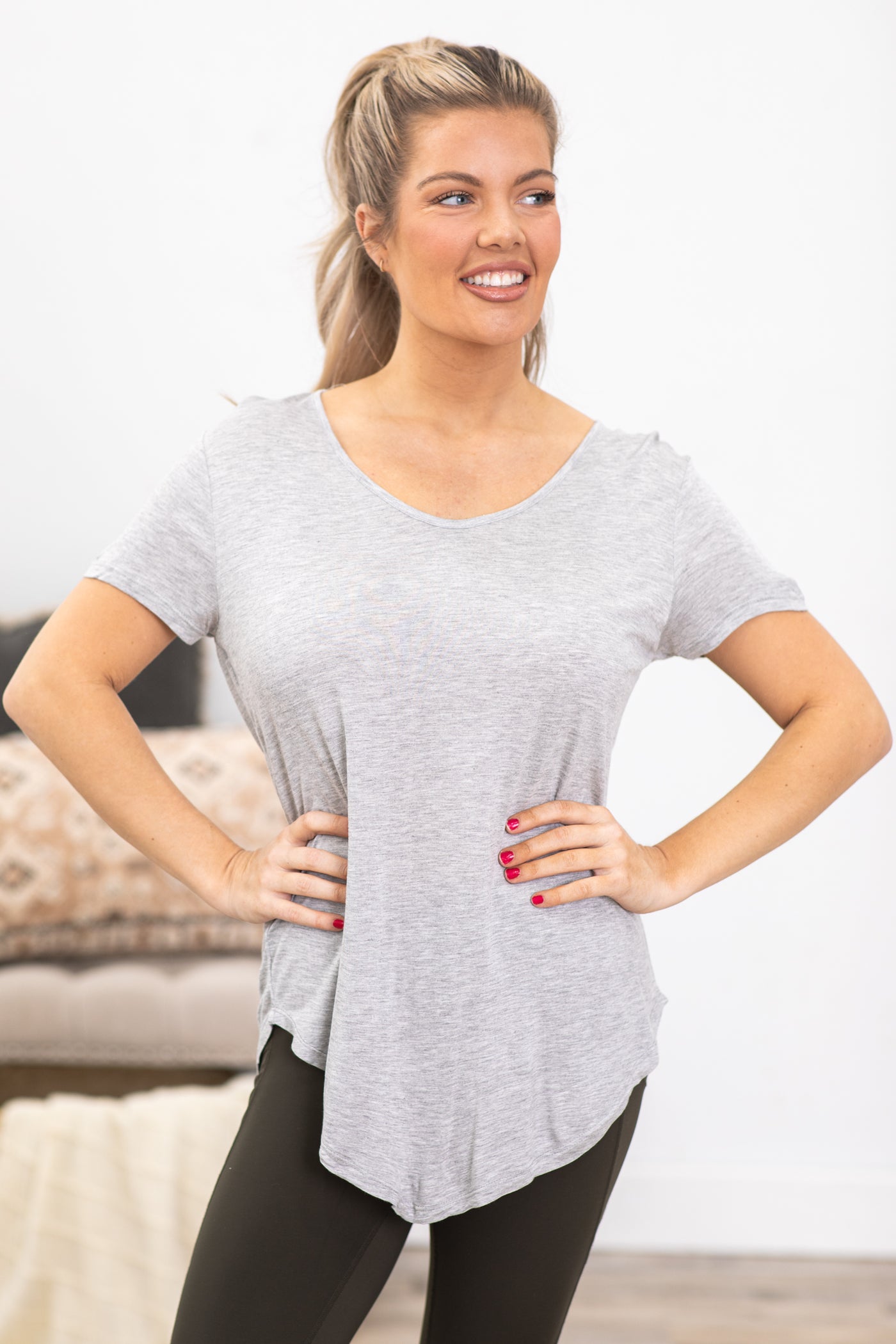 Womens Solid Tunic Tops to Wear with Leggings Short Sleeve Round