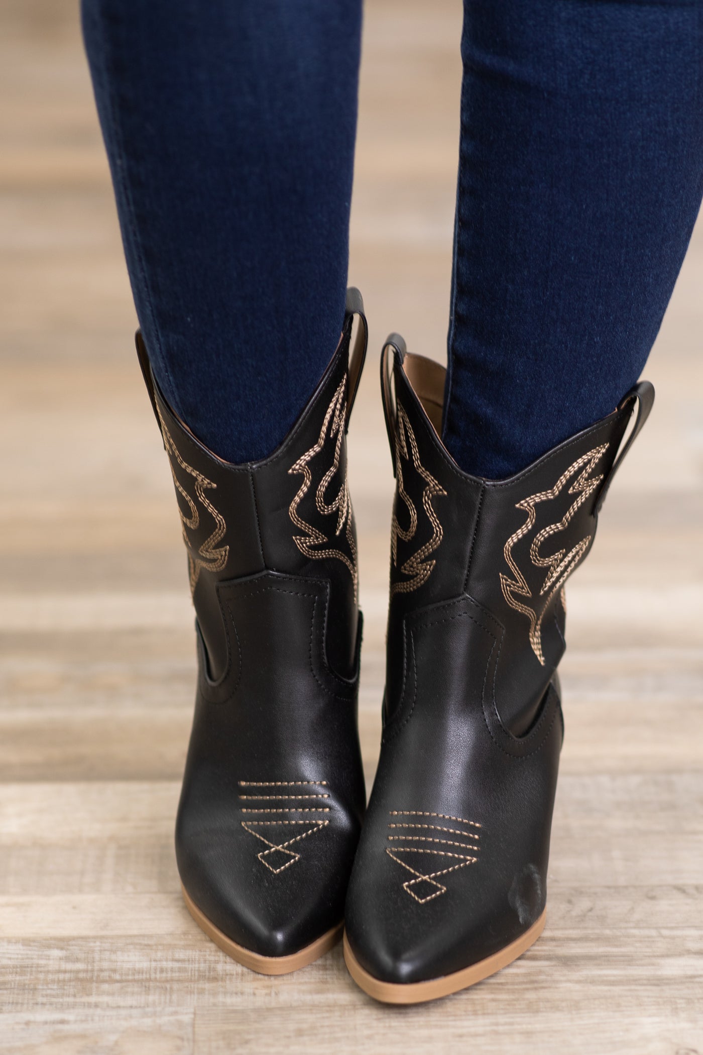 Black and Tan Mid Calf Western Boots