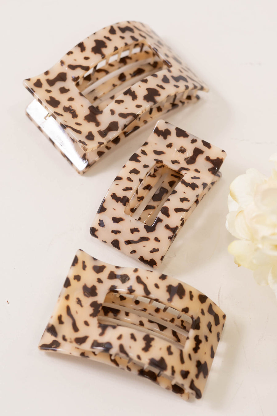 Blonde Tortoise Flat Rectangle Hair Clip