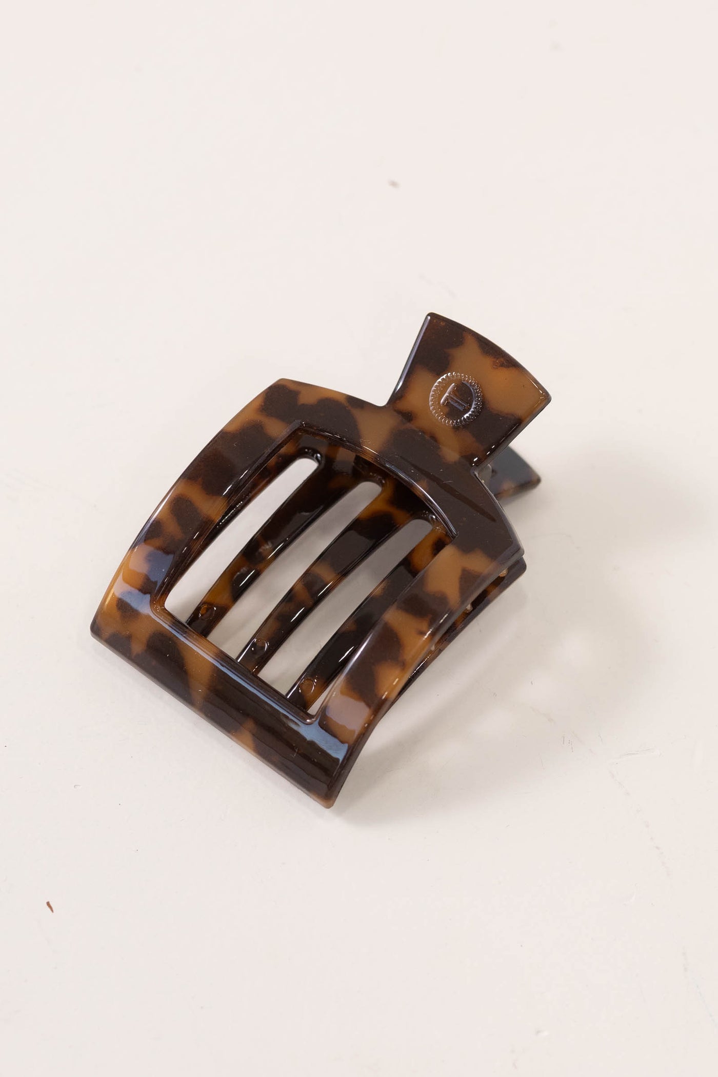 Tortoise Flat Square Clip