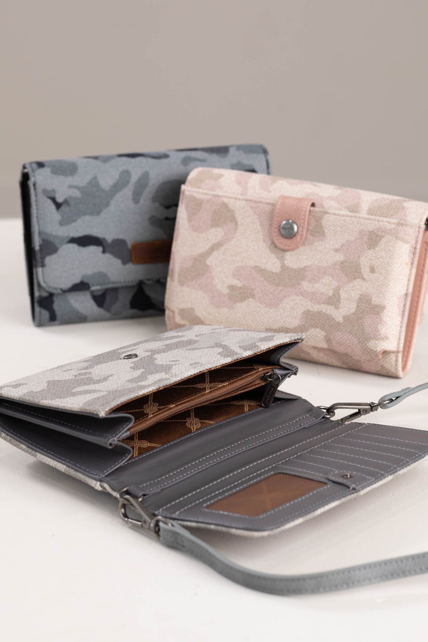 Crossbody Tri-Fold with Snap Closure