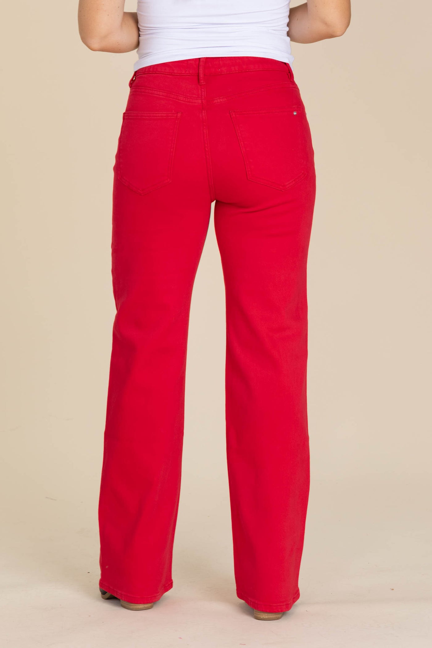 Mica Red Straight Leg With Loose Fit Jean