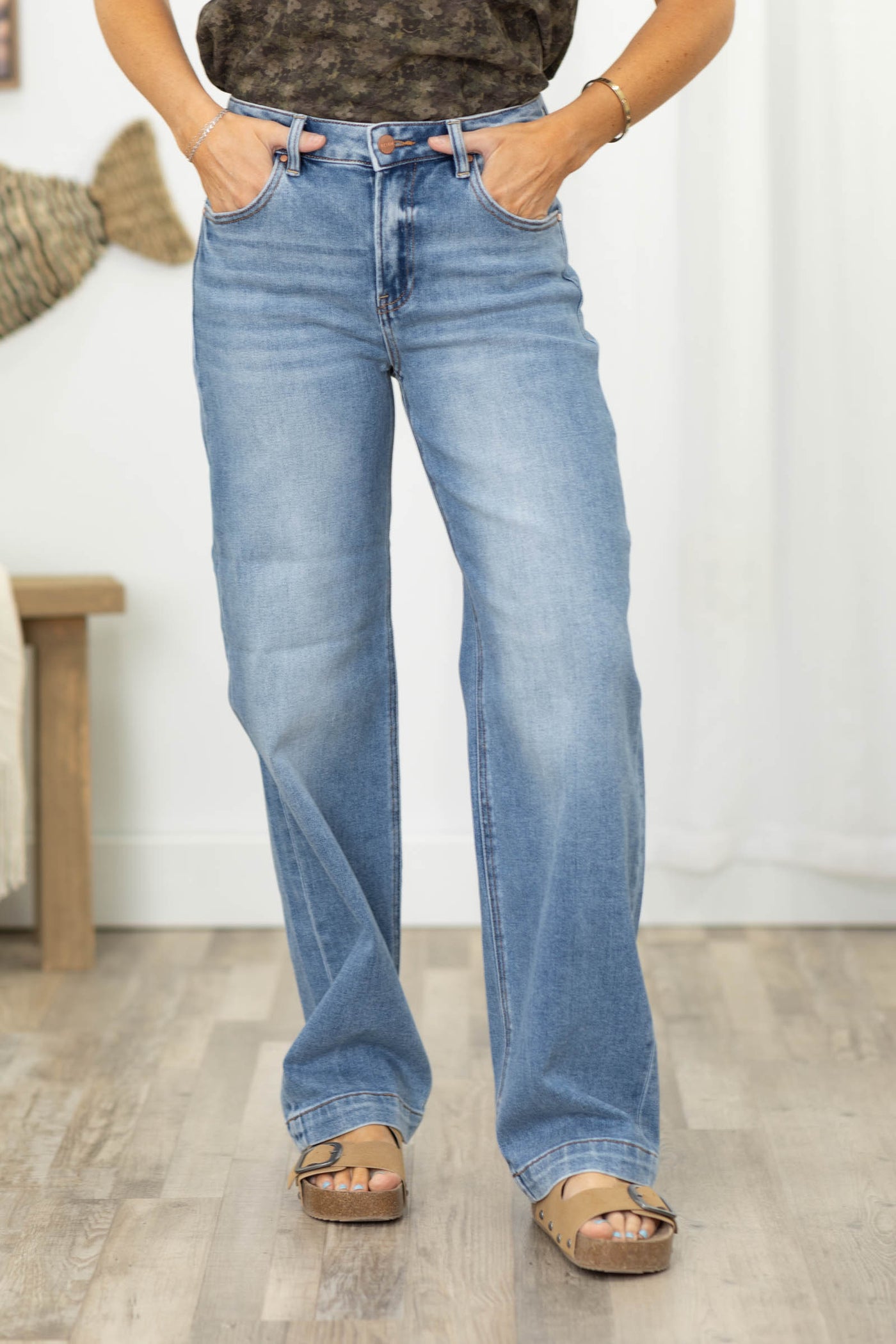 Risen Medium Wash High Rise Wide Baggy Jeans