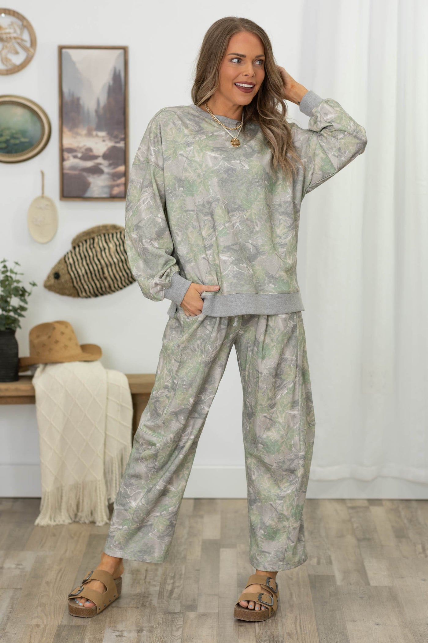Oversized Round Neck Long Camo Knit Tops