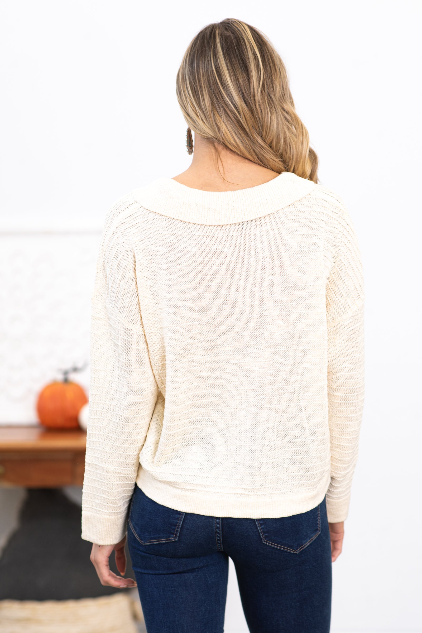 Cream Textured Sweater With Collar