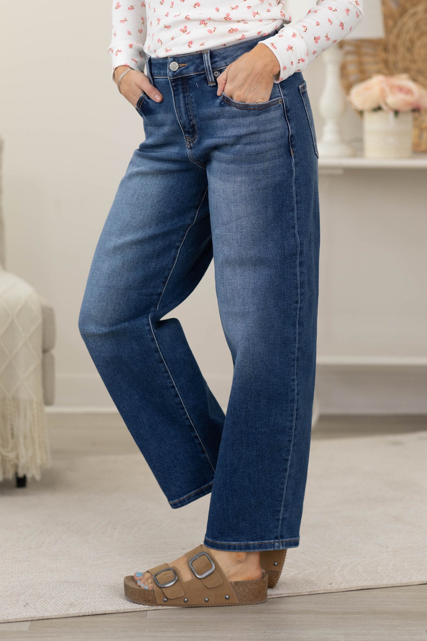 J21 Mid Rise Fit Slouchy Ankle Barrel Jeans