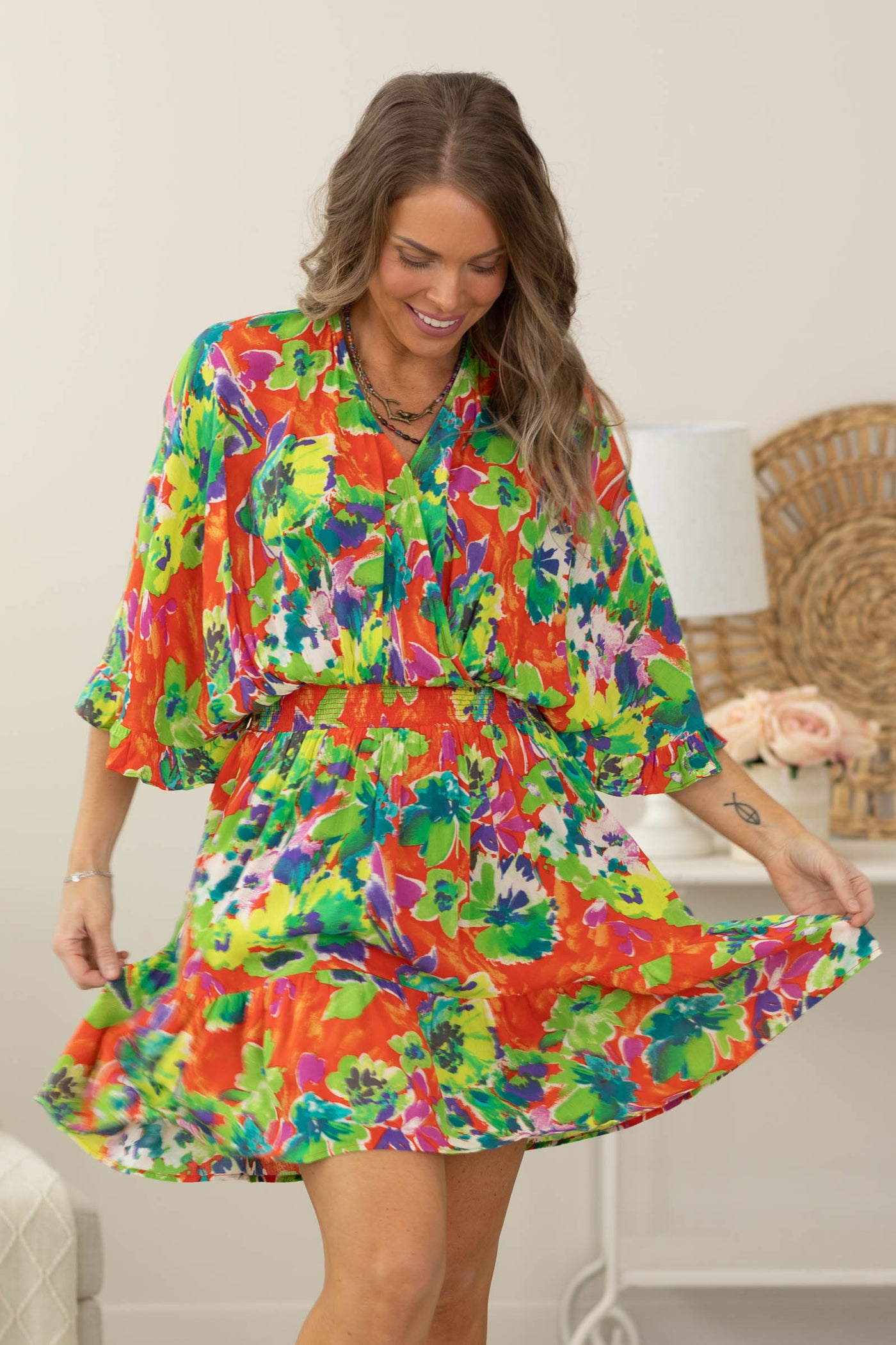 Green Tropical V-Neck Long Sleeve Dress