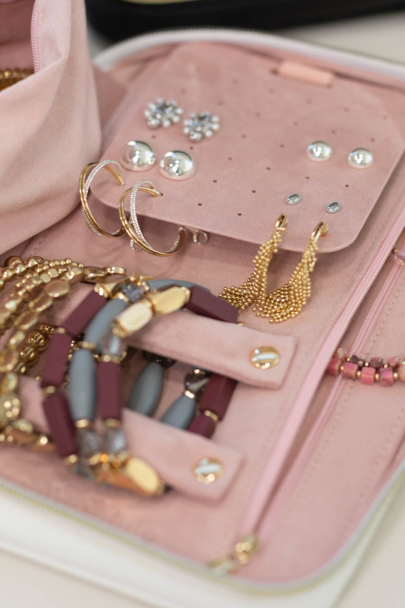 The Essential Organizer
