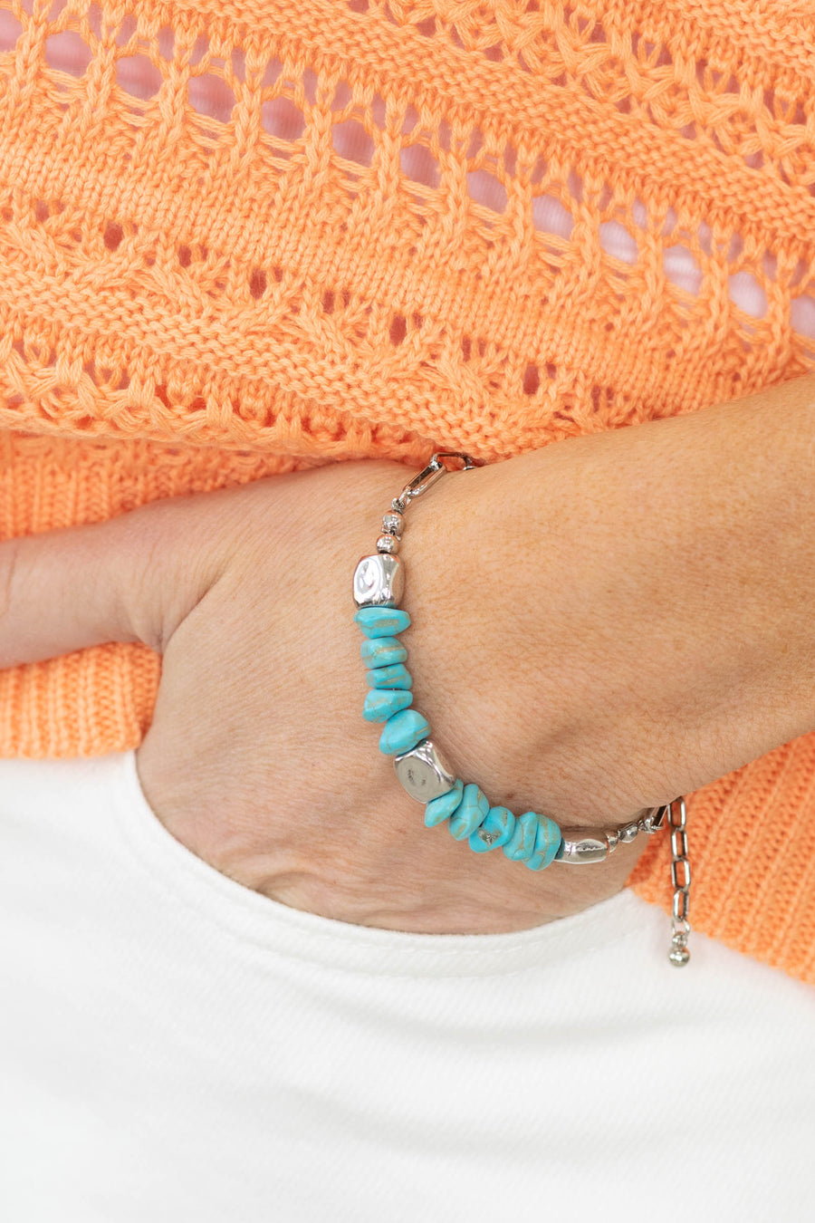 Silver Chain link Bracelet With Turquoise Beads