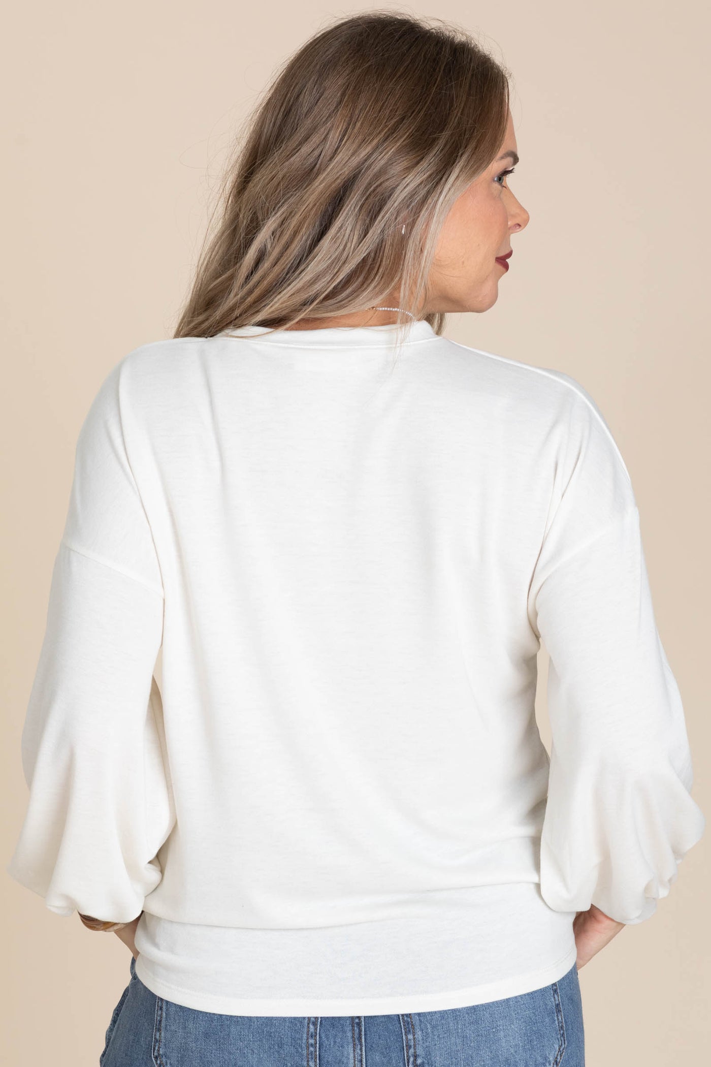 Ivory Highland Cow Graphic Relaxed Fit Top