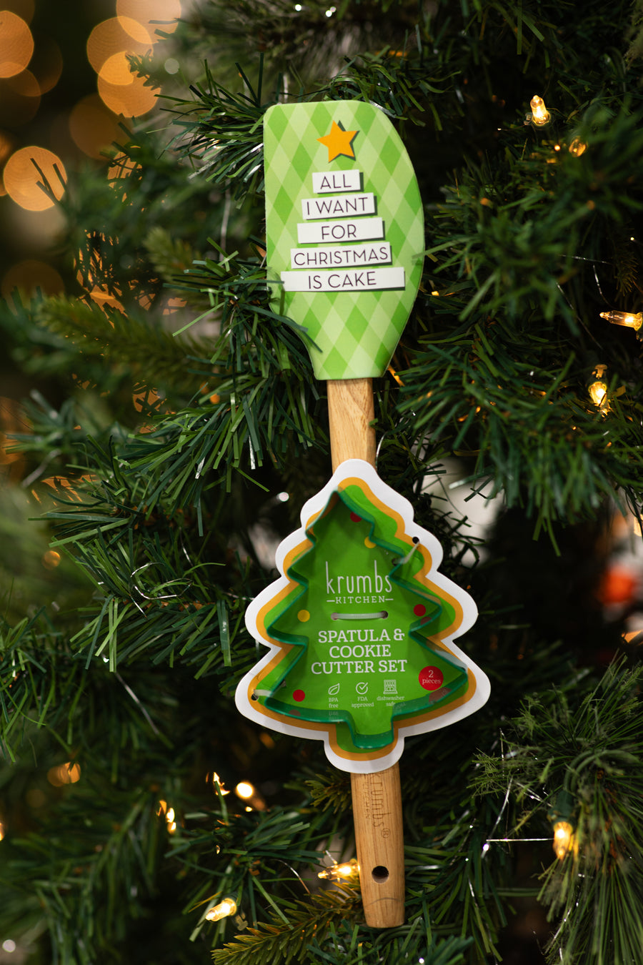 Light Green Spatula and Cookie Cutter Set