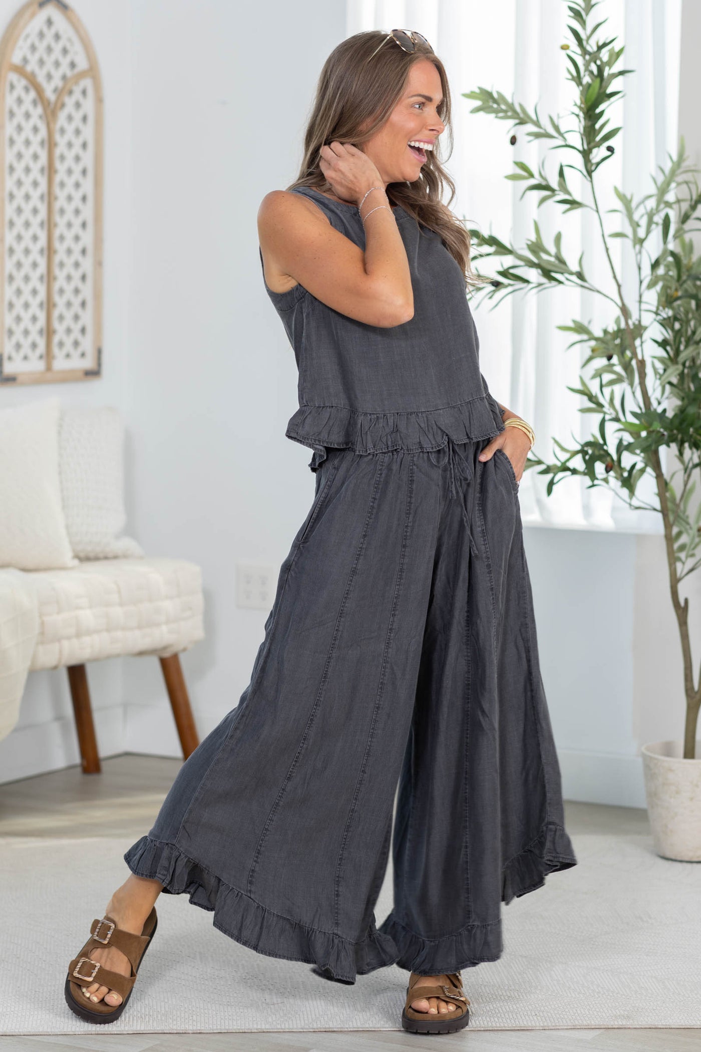 Chambray Ruffle Puplum Tank Top