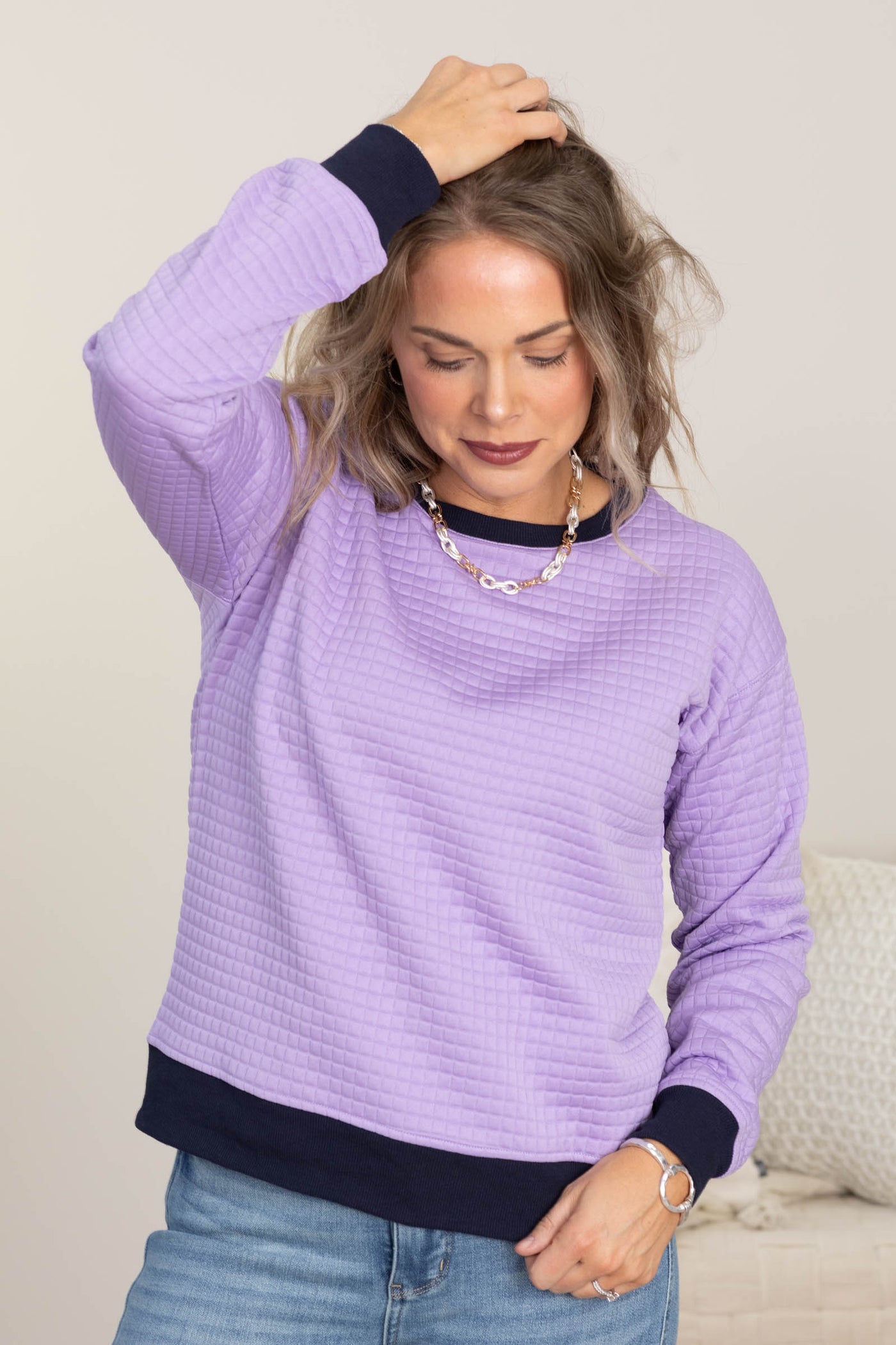 Quilted Contrast Band Crewneck Top
