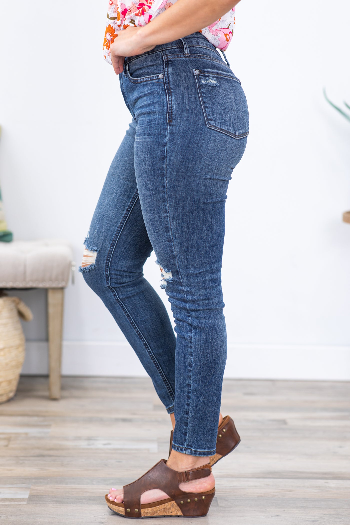 Judy Blue Mid Rise Tummy Control Jeans · Filly Flair