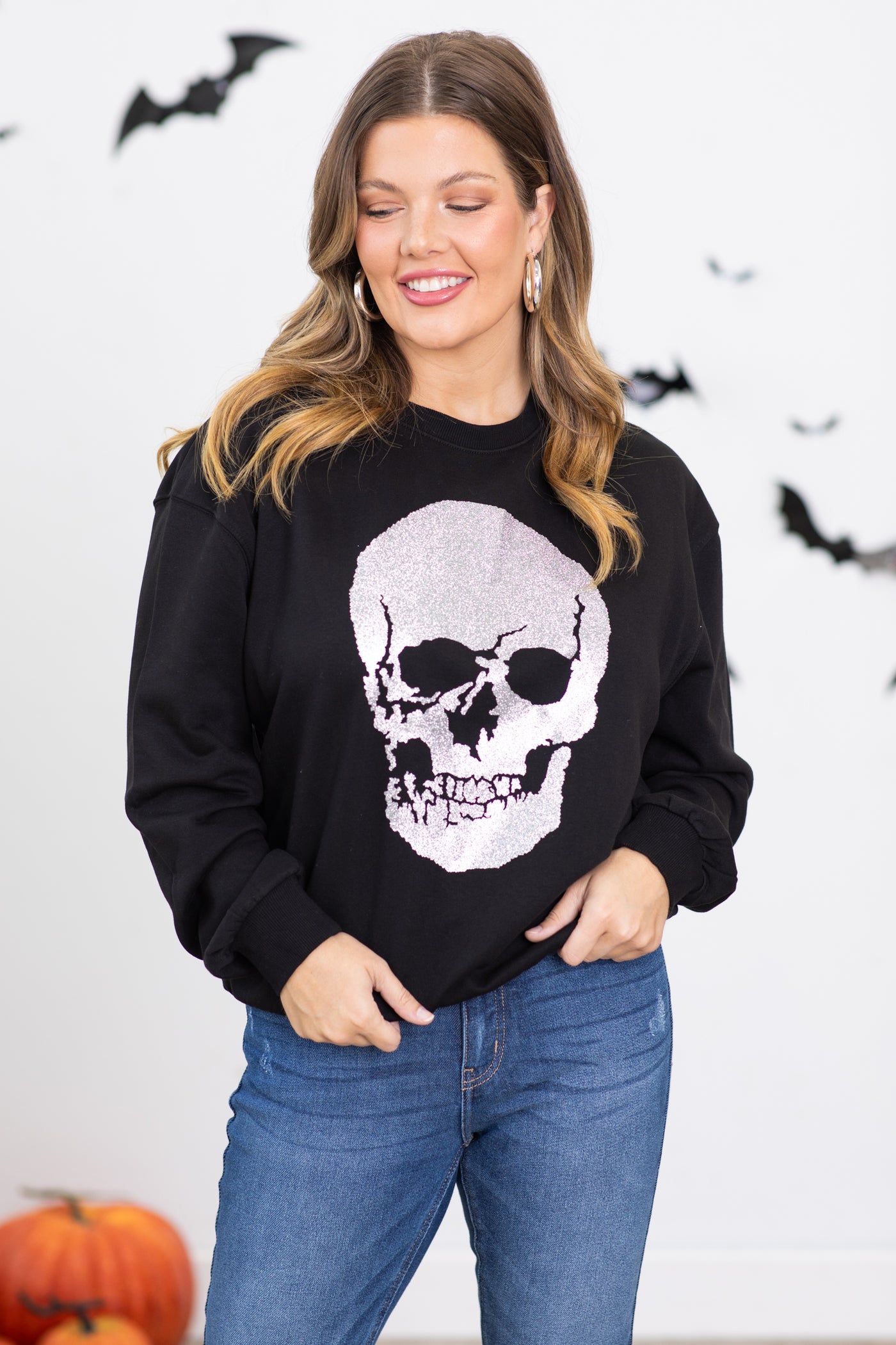 Black Glitter Skull Graphic Sweatshirt