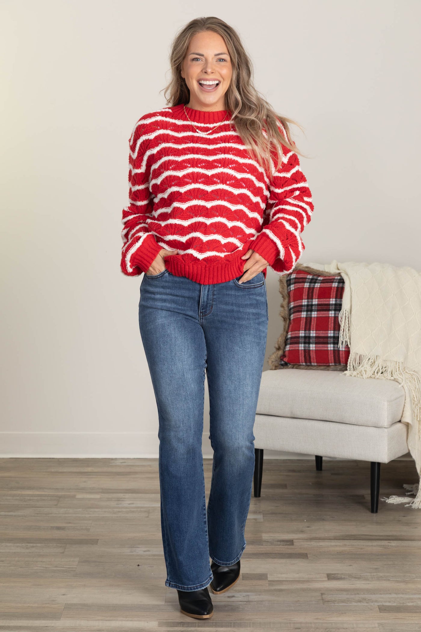 Wavy Stripe Sweaters With Bubble Sleeves