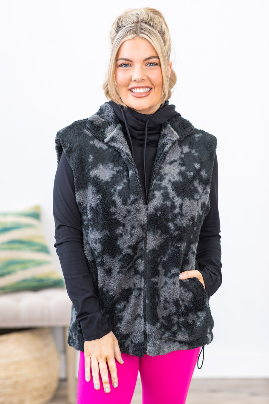 Black and Grey Abstract Print Sherpa Vest