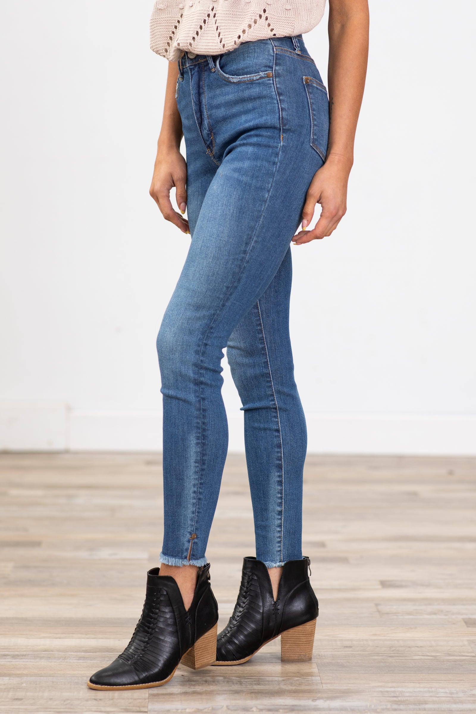 Judy Blue Tummy Control Jeans with Whiskering